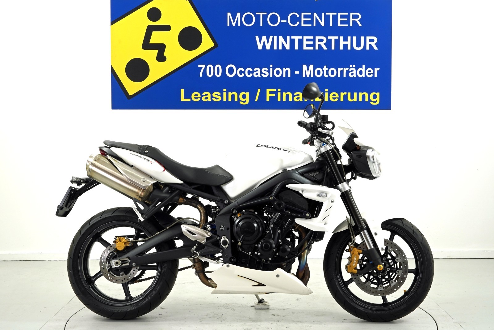 TRIUMPH Street Trip. 675 ABS