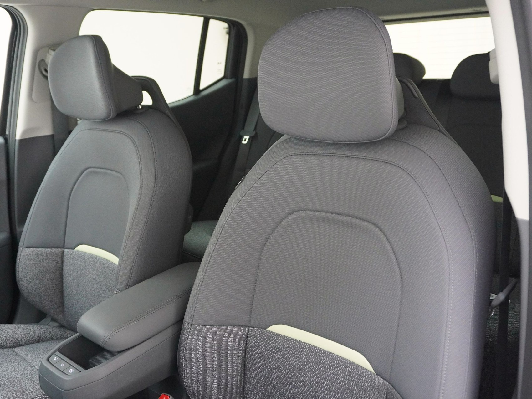 KIA EV2 42.2 kWh Earth Plus-image-12