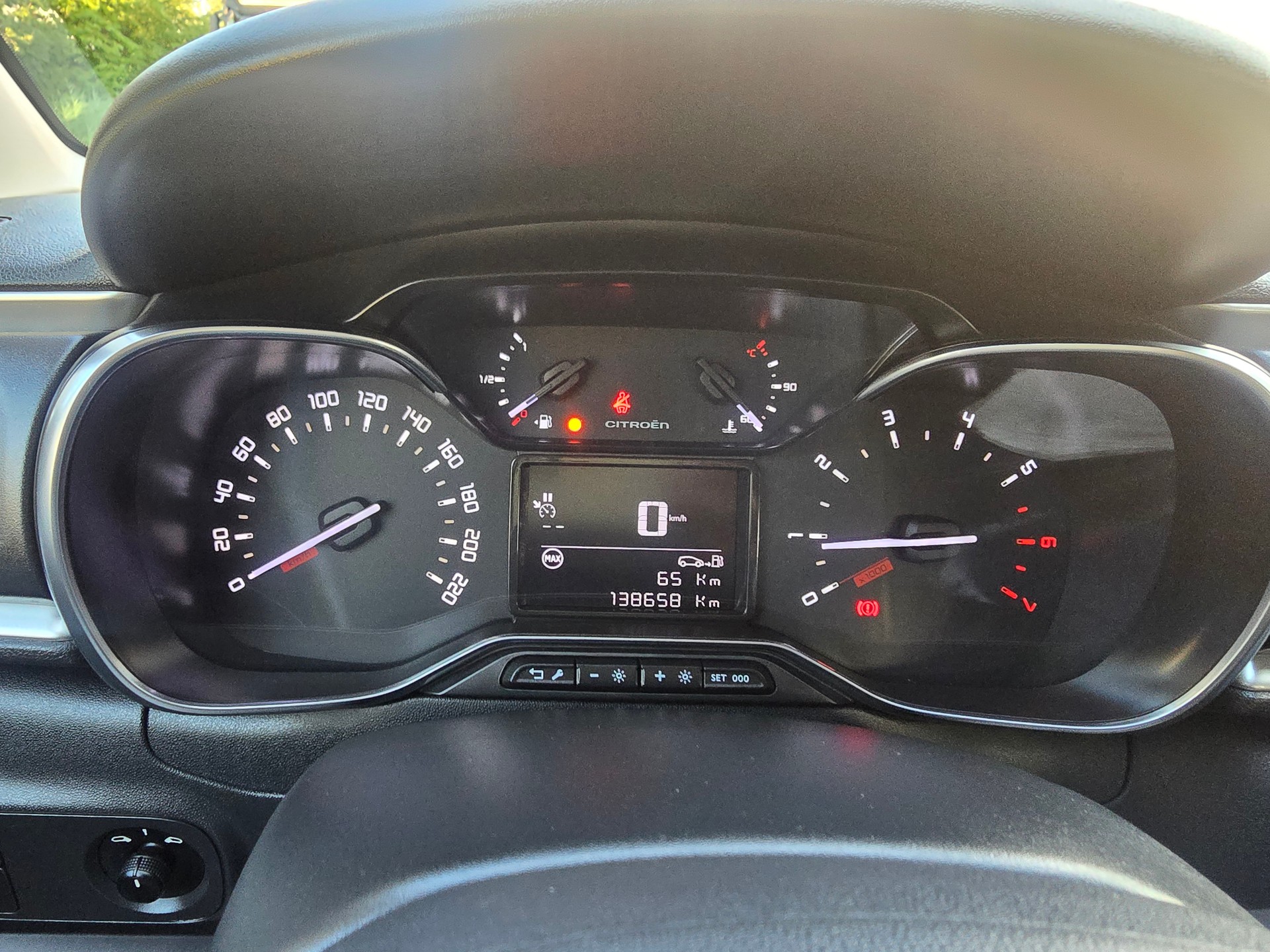 CITROEN C3 1.2i PureTech Feel-image-18