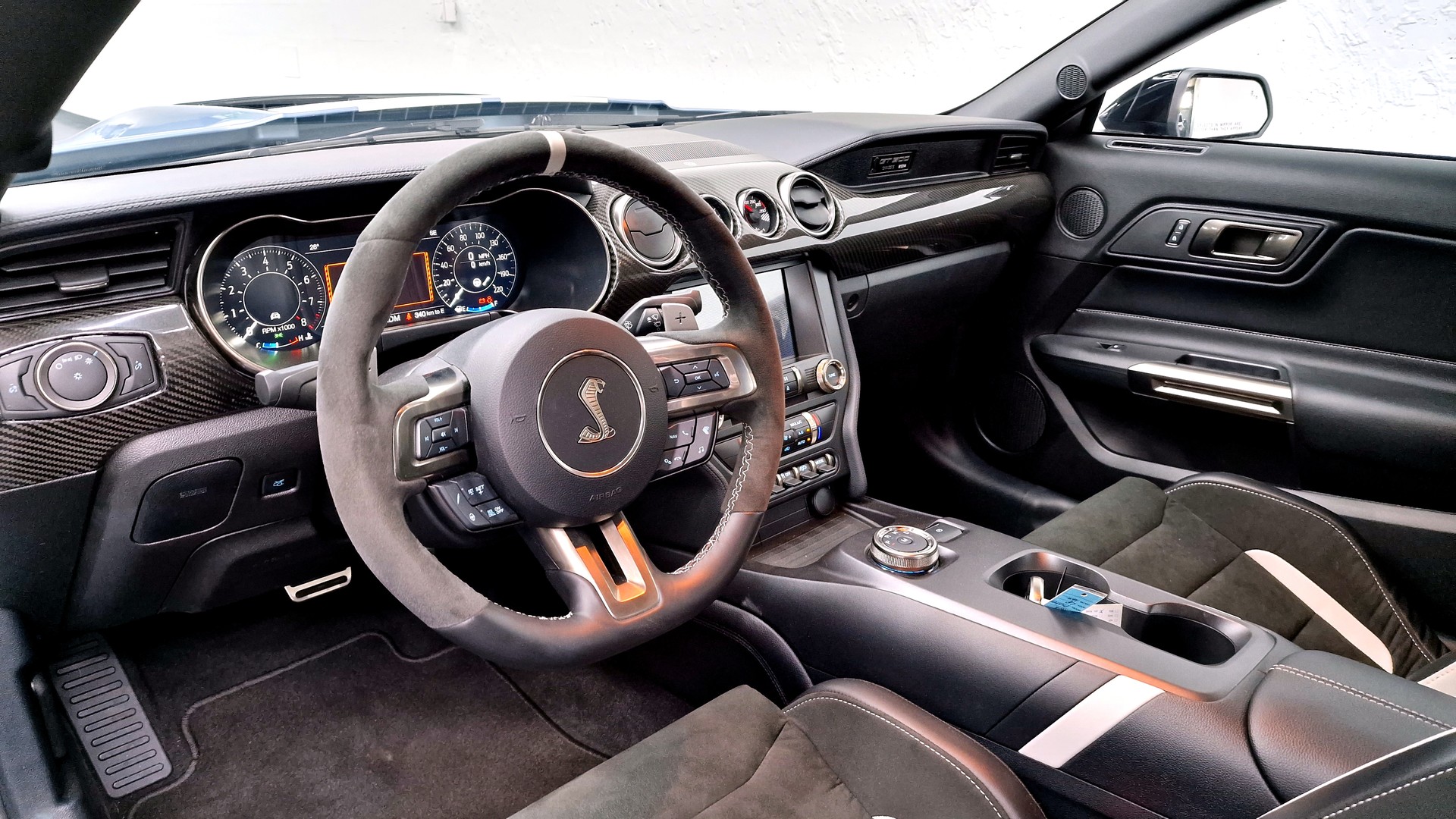 FORD MUSTANG SHELBY GT500 Heritage Edition mit TRACK-PACK-image-11
