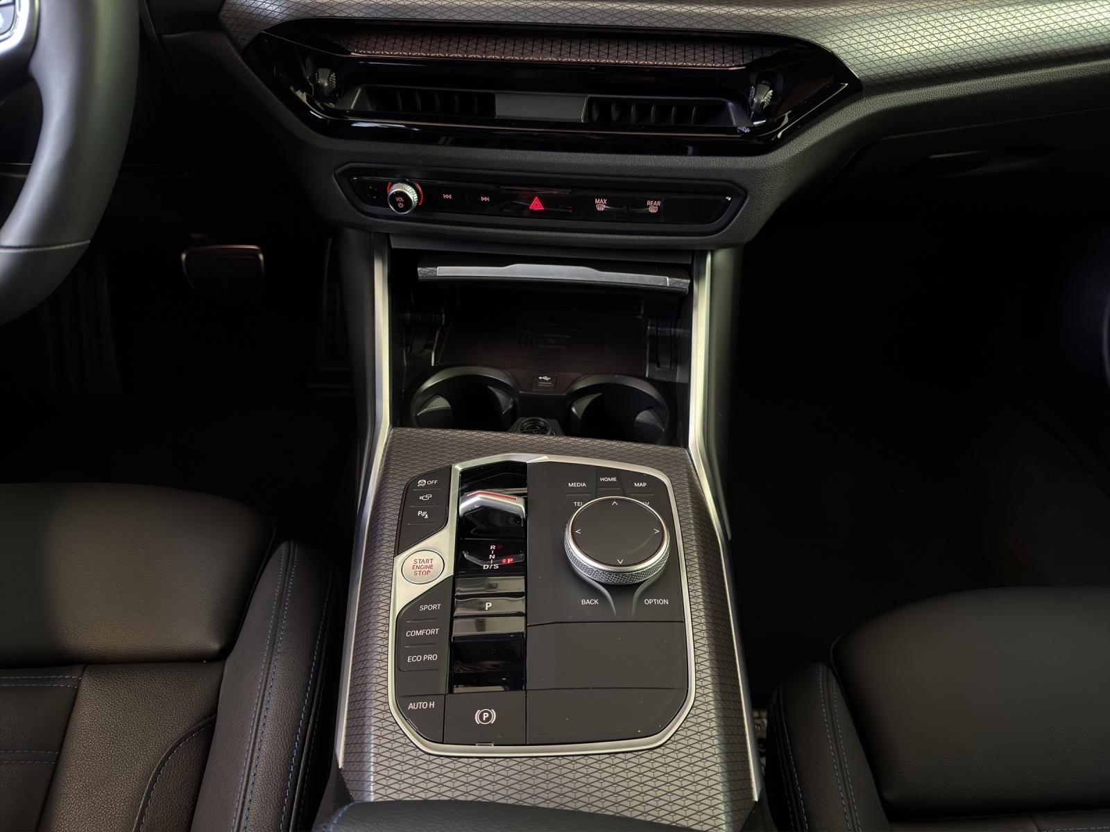 BMW 320d xDrive M-SportPaket-image-14