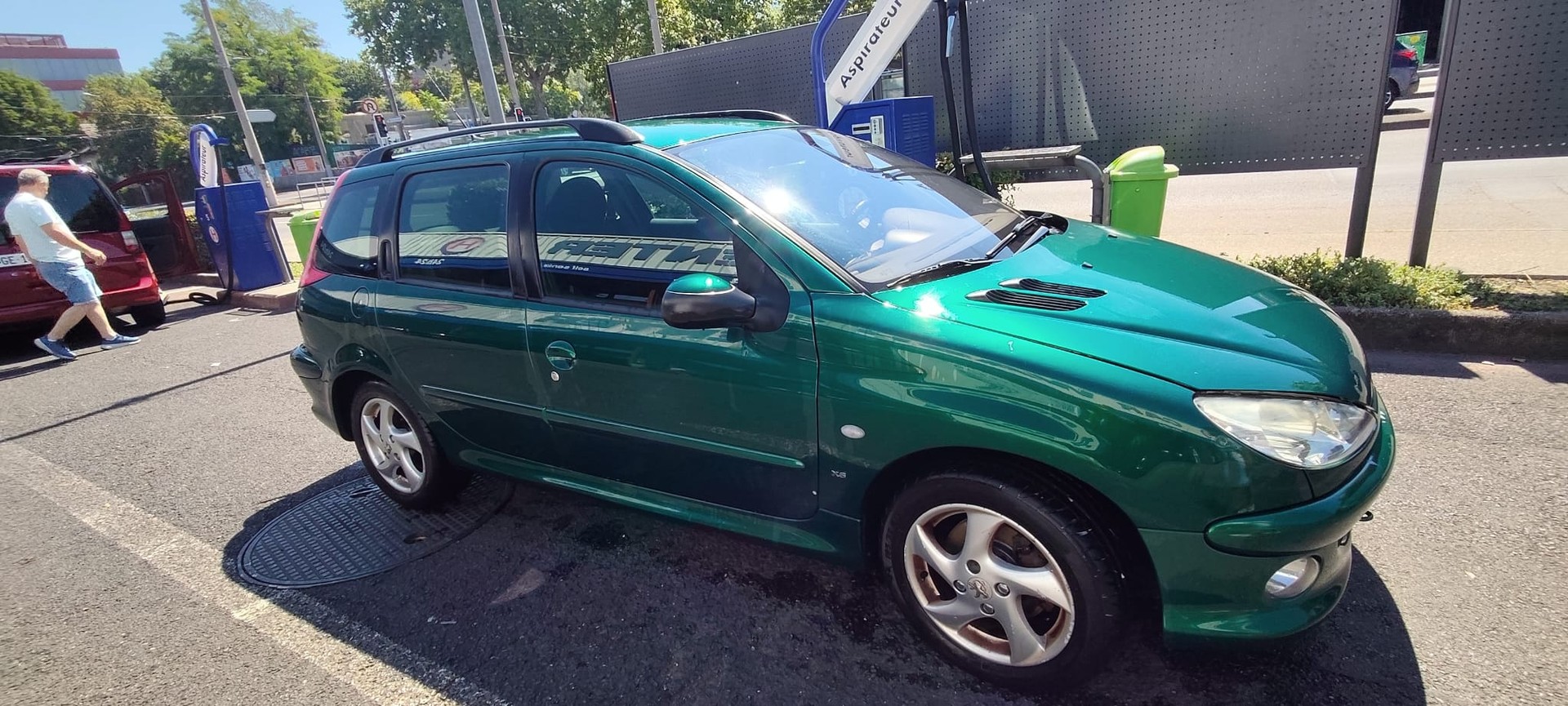 PEUGEOT 1.6 XS-image-2