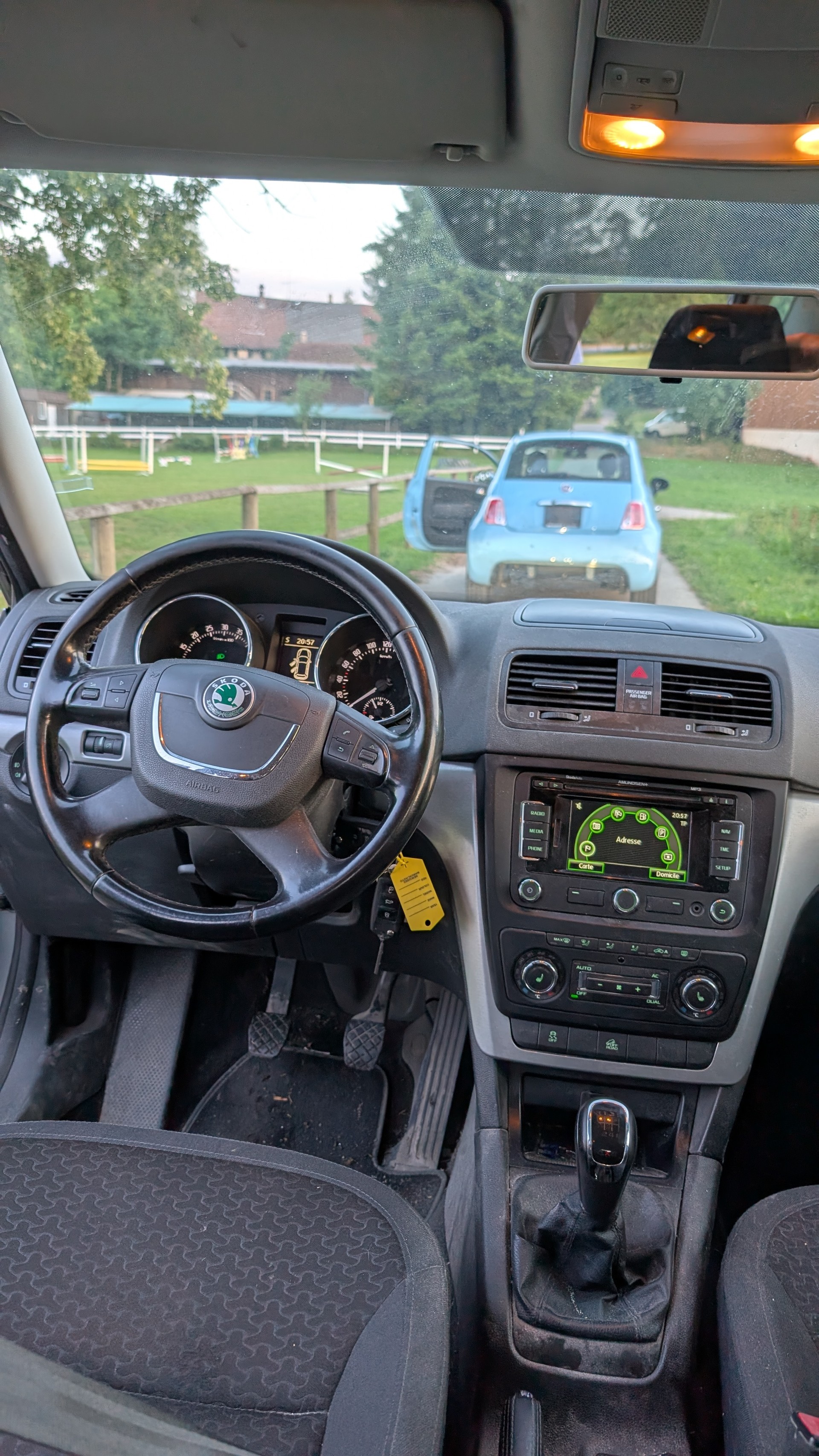 SKODA Yeti 2.0 TDI AllDrive 4x4 157 tkm MFK-image-9