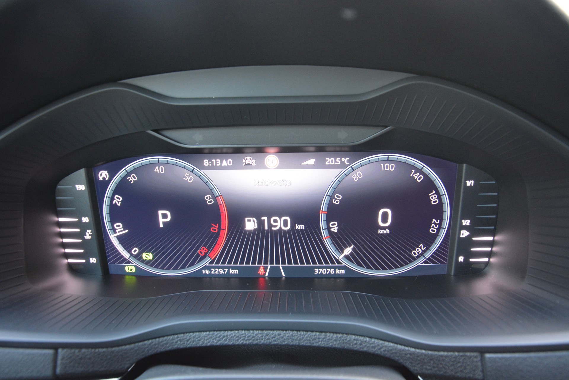 SKODA Karoq 2.0 TSI SportLine 4x4 DSG-image-5
