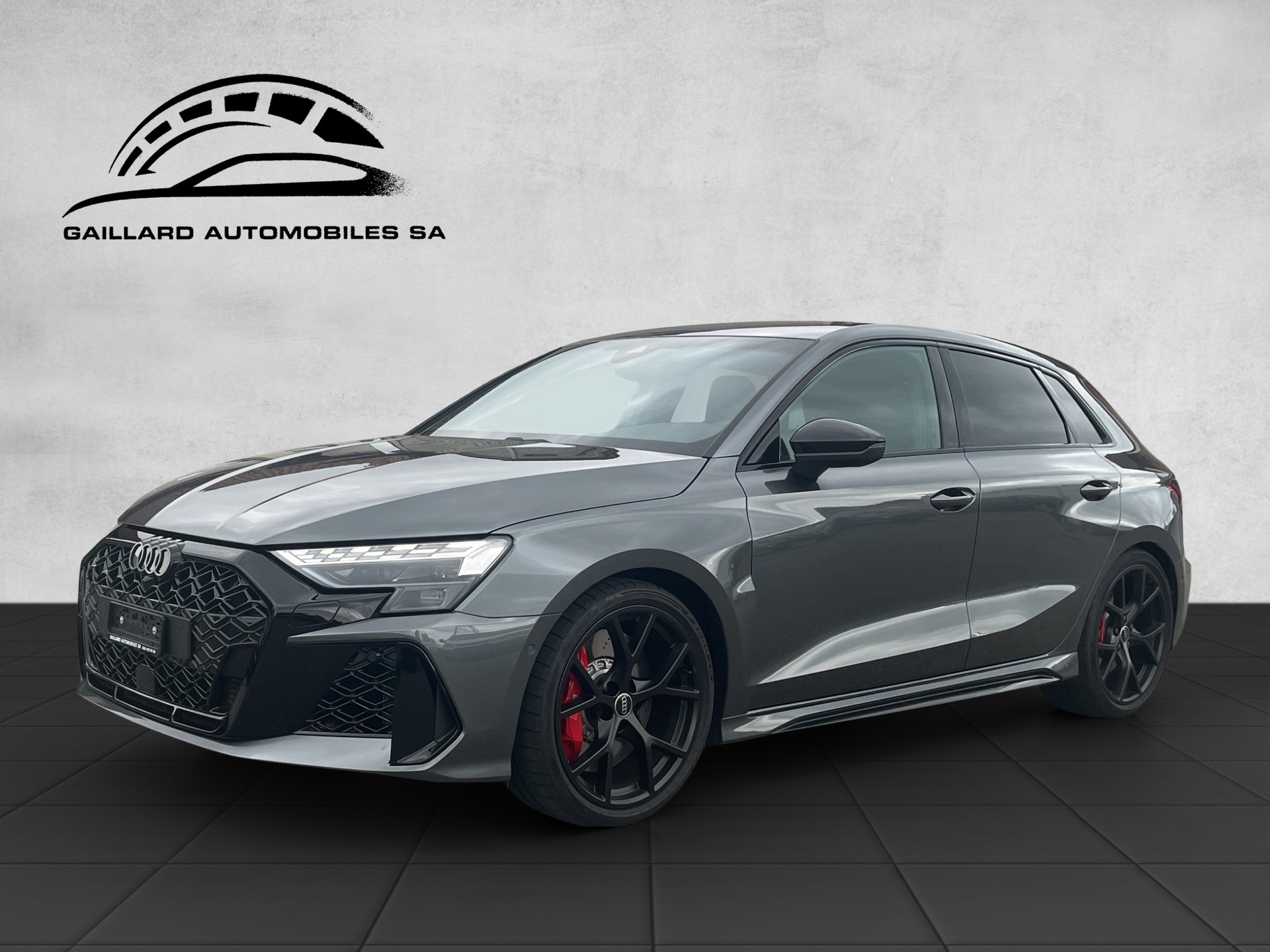 AUDI RS3 Sportback 2.5 TSI quattro S-tronic-image-0