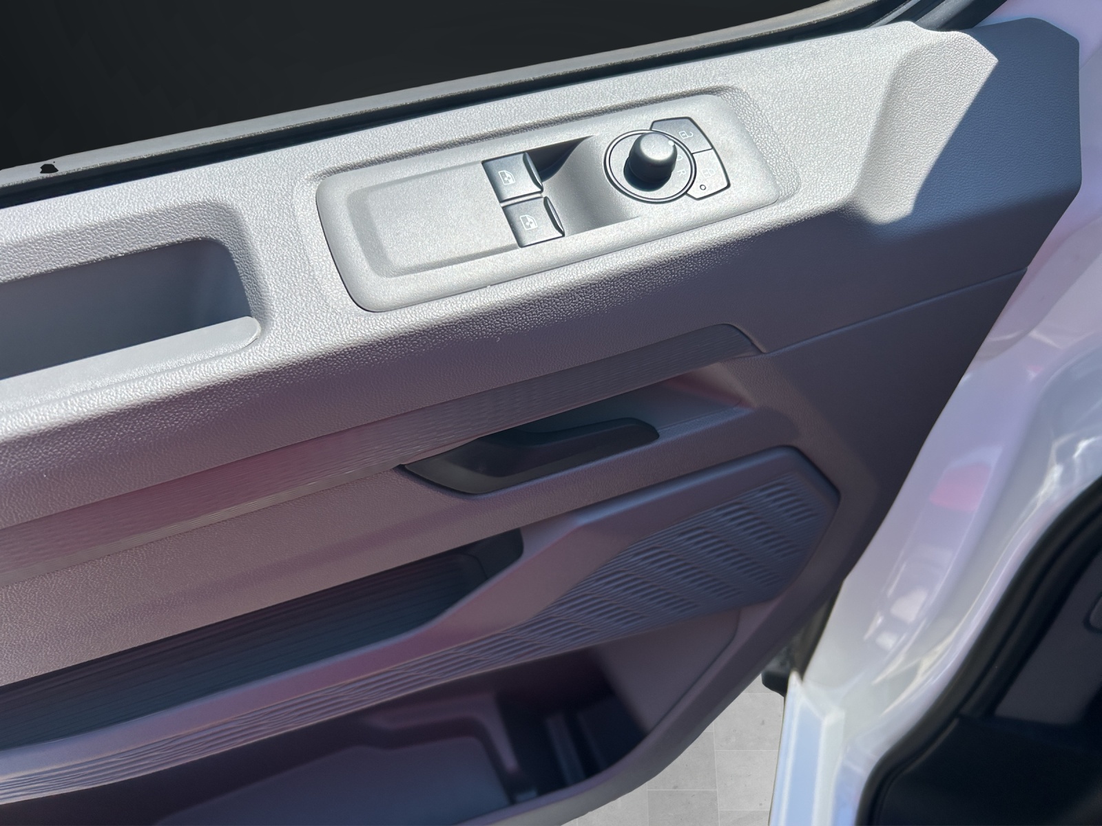 VW Transporter 2.0 TDI 4Motion Lang Automat * Heckflügeltüren *-image-16