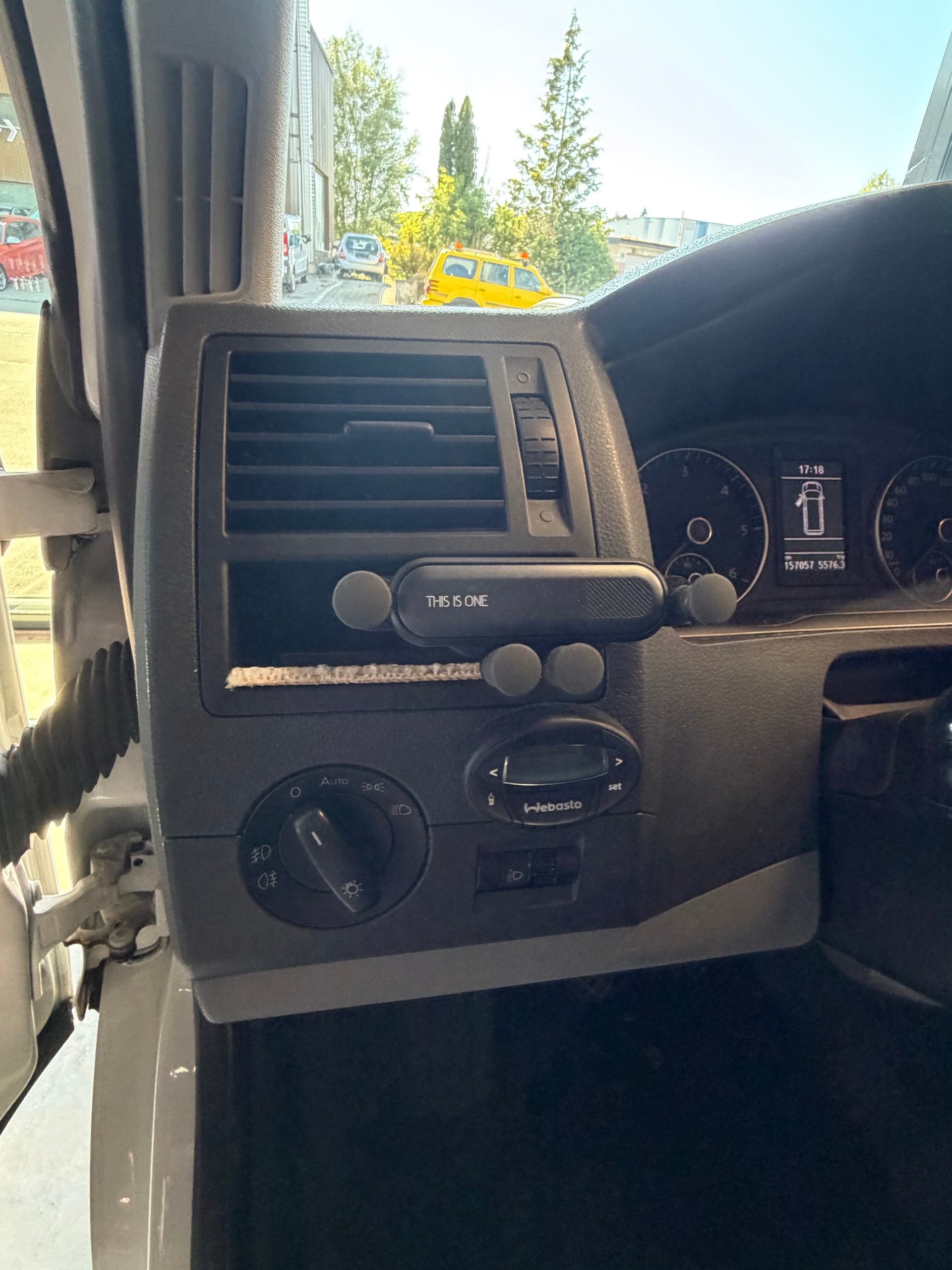VW T5 2.0 Bi-TDI BMT-image-11