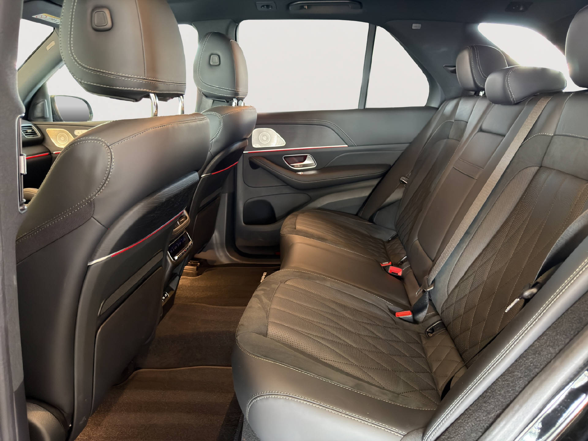 MERCEDES-BENZ GLE 63 S AMG 4matic+-image-17