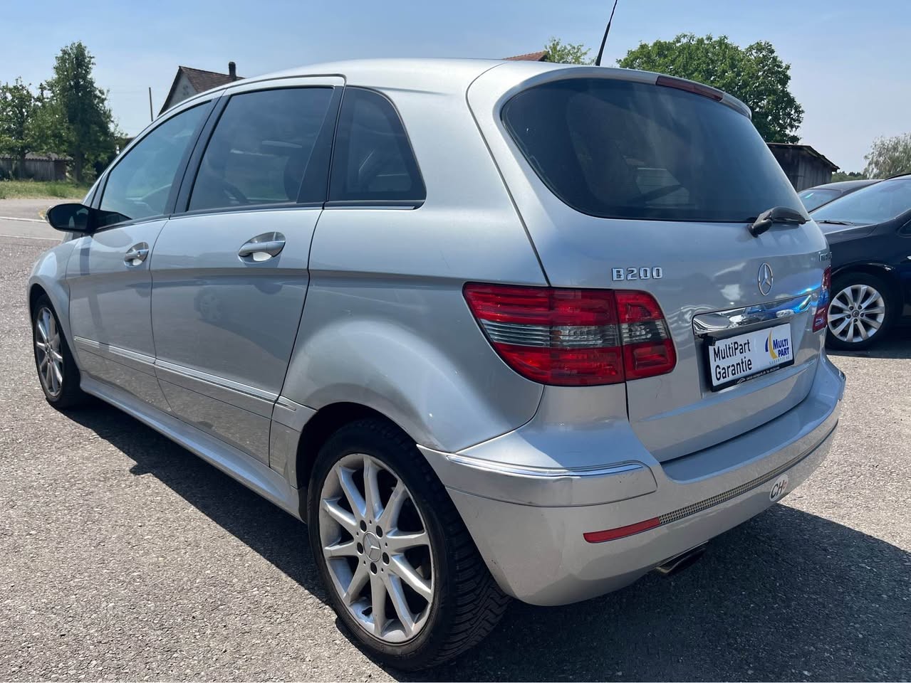 MERCEDES-BENZ B 200 CDI-image-4