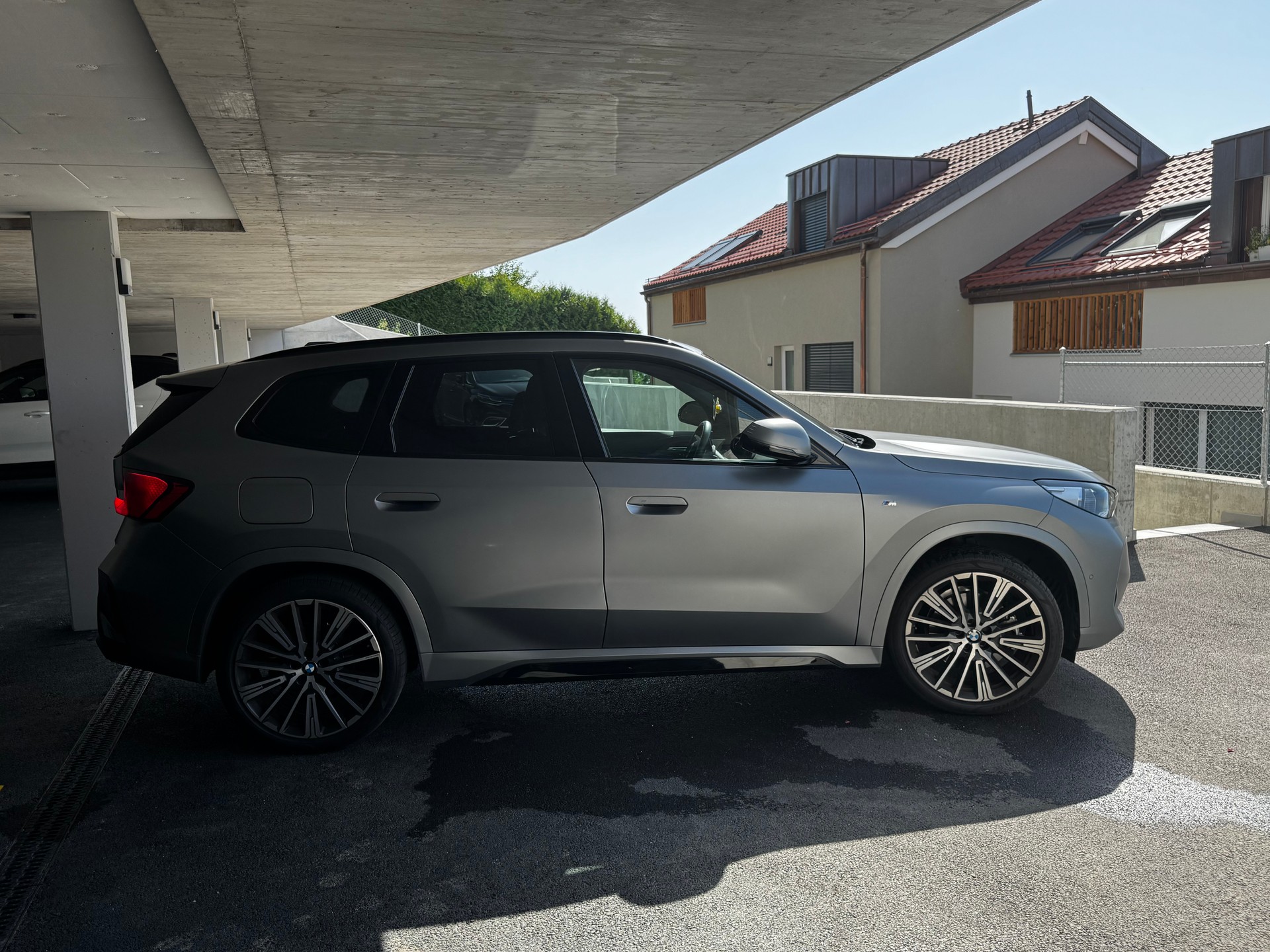 BMW 23d xDrive-image-1