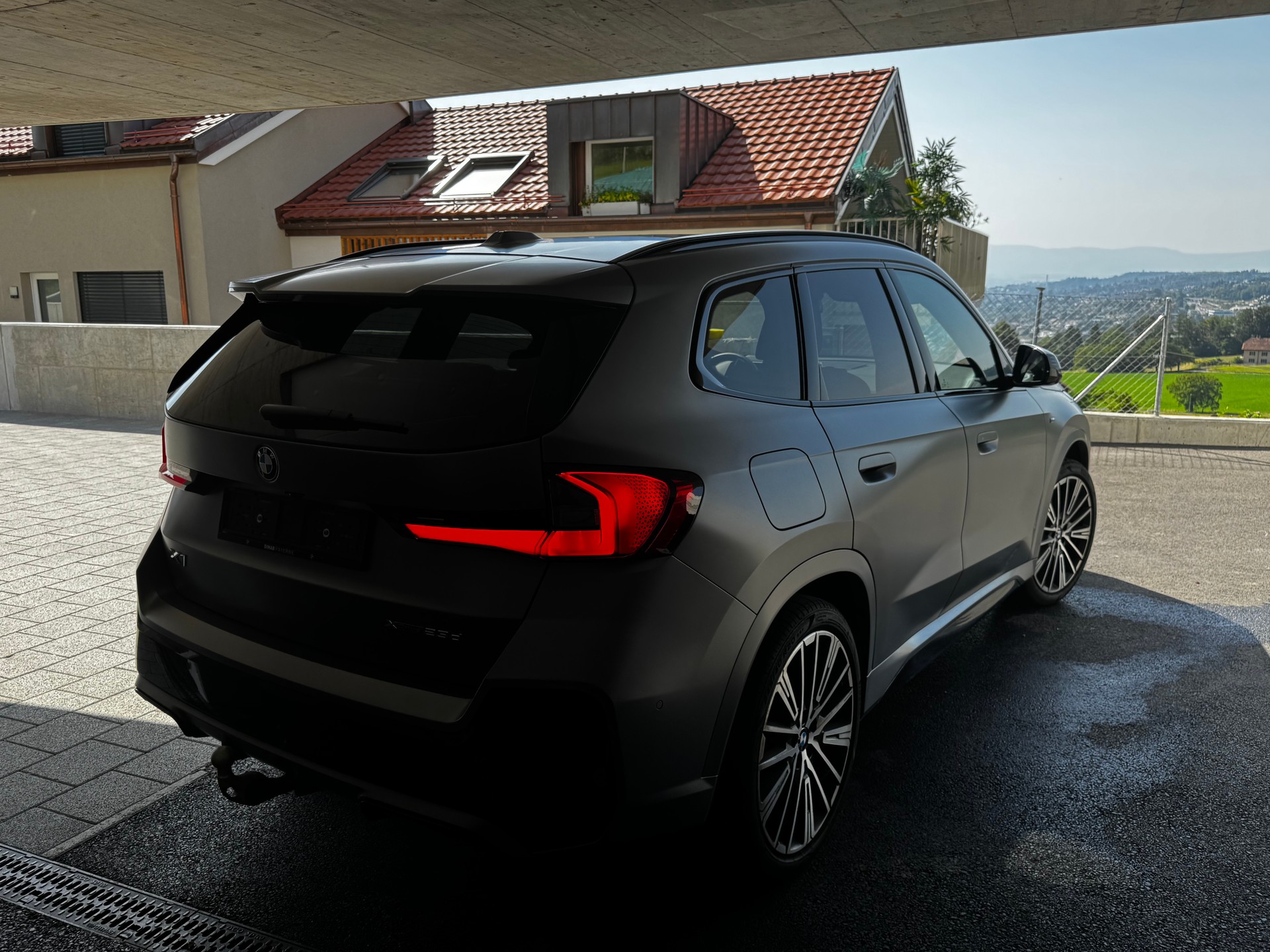 BMW 23d xDrive-image-2