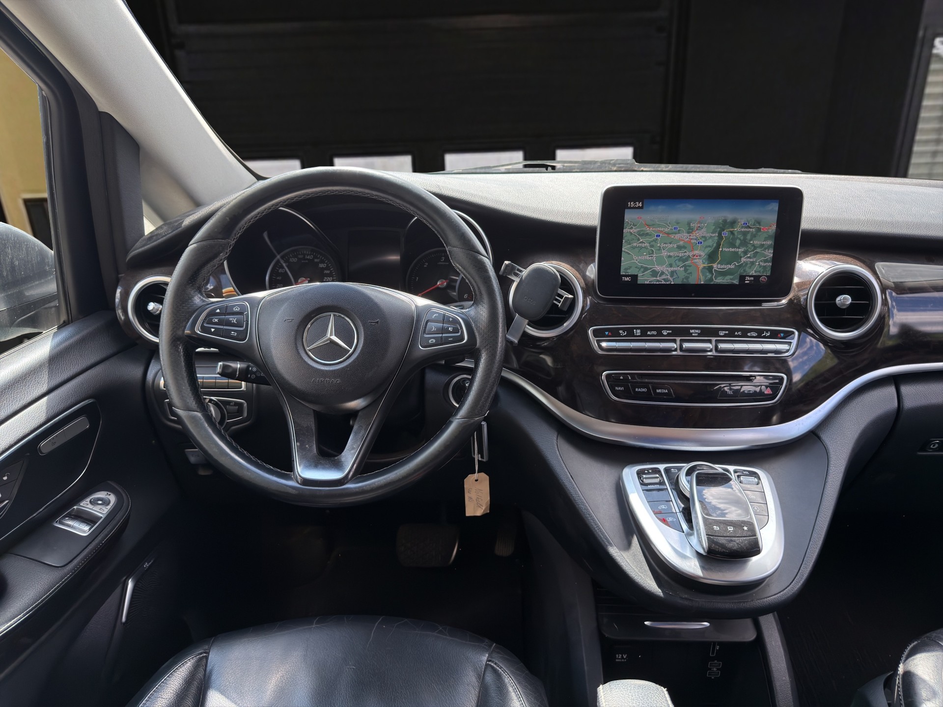MERCEDES-BENZ V 250 d Avantgarde lang 7G-Tronic-image-11