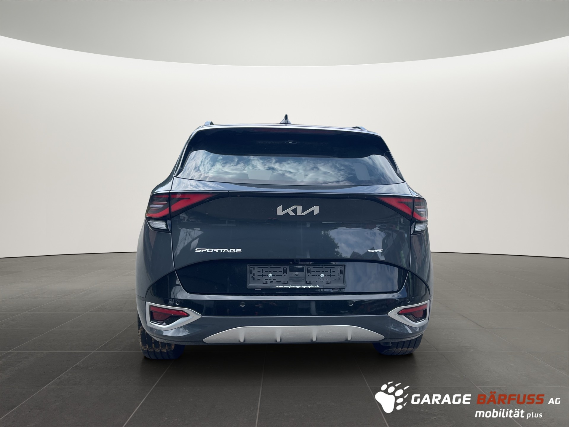 KIA Sportage 1.6 T-GDi PHEV GT-Line-image-4