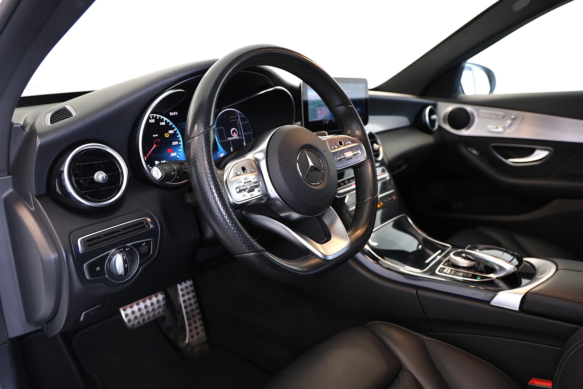 MERCEDES-BENZ C 300 d AMG Line 4matic Kombi-image-9