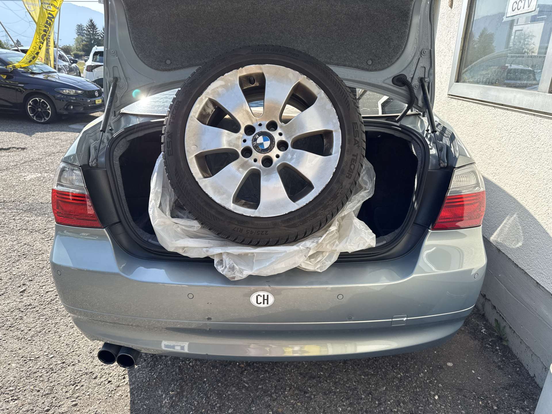 BMW 325xi more4you Steptronic-Automat-image-8