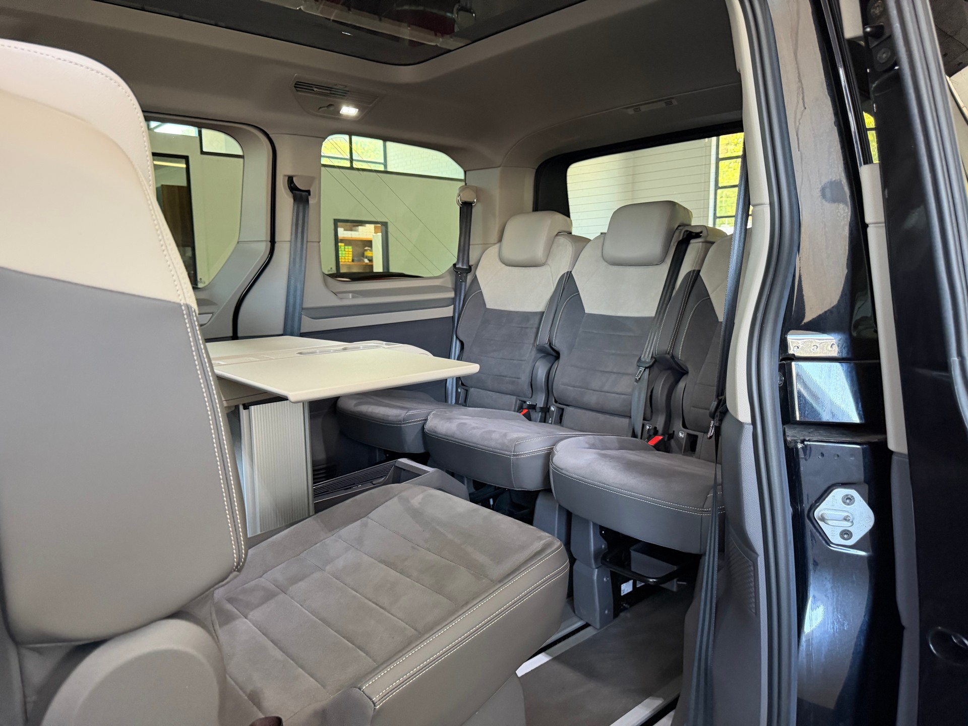 VW Multivan 2.0 TDI Style DSG 150 PS * PANORAMA DACH *-image-15