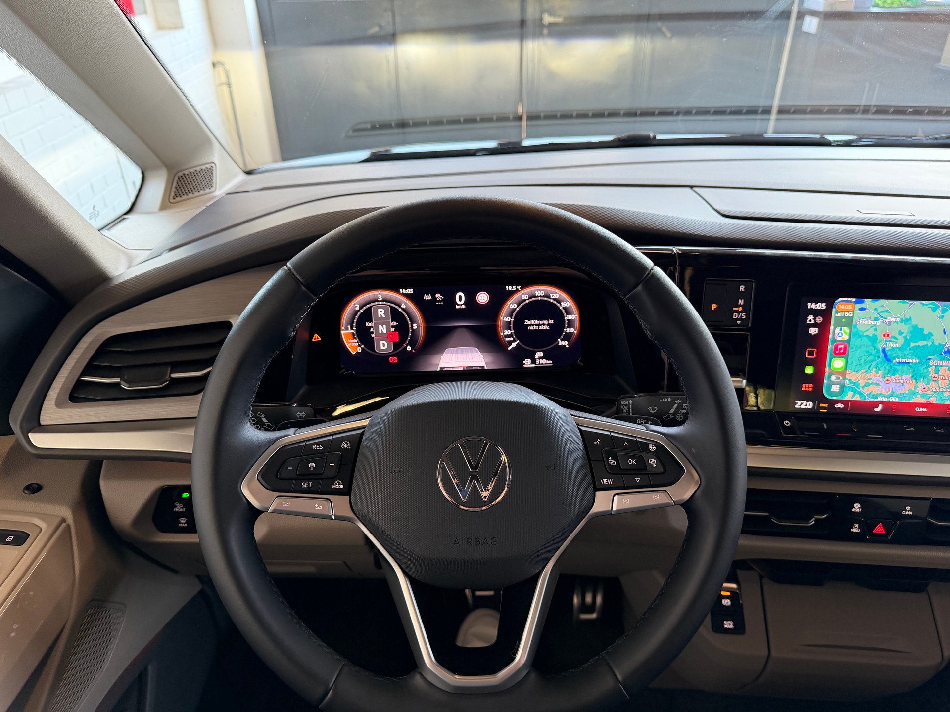 VW Multivan 2.0 TDI Style DSG 150 PS * PANORAMA DACH *-image-18