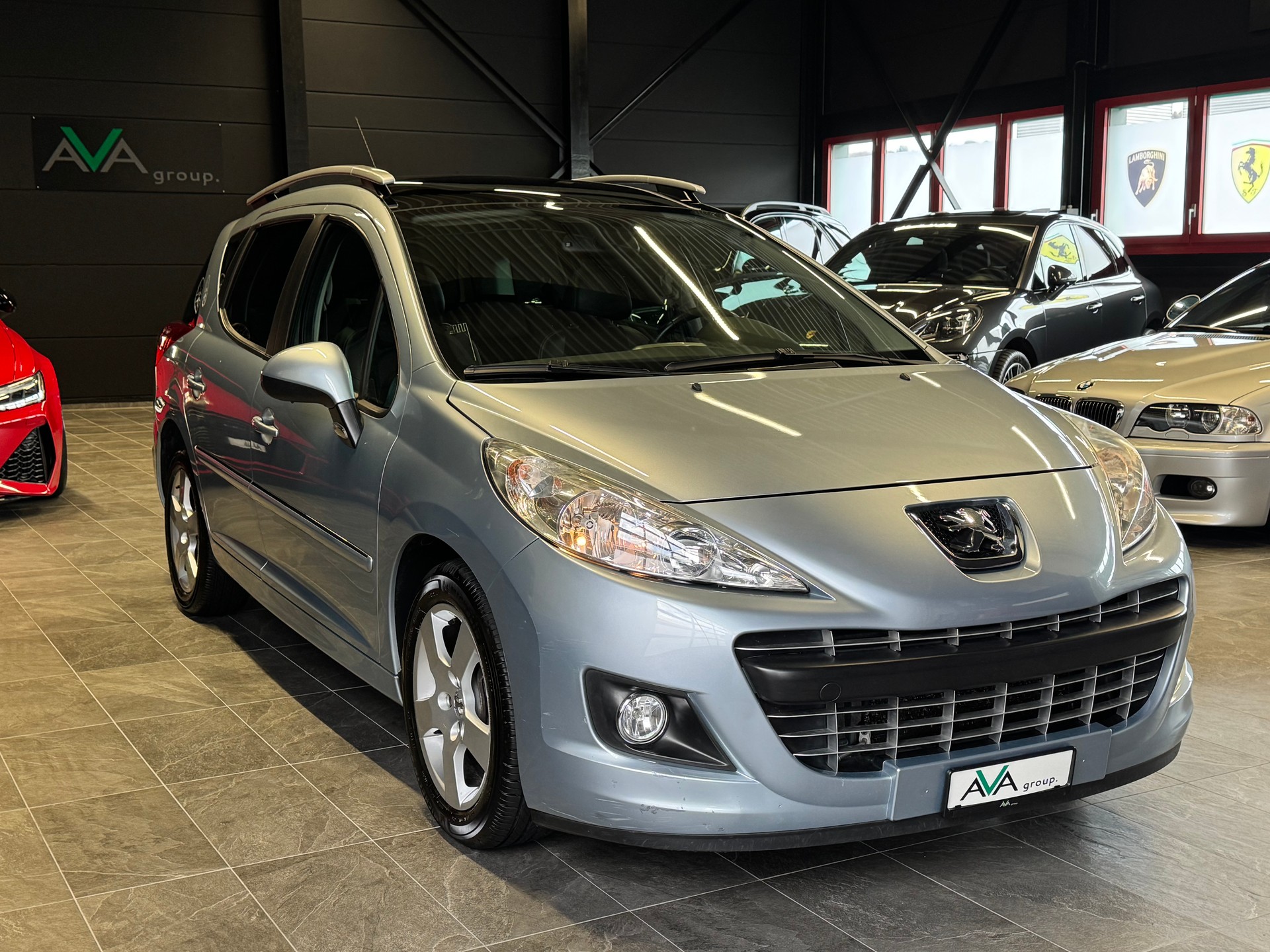 PEUGEOT 207 SW 1.6 16V Allure Automatic-image-8