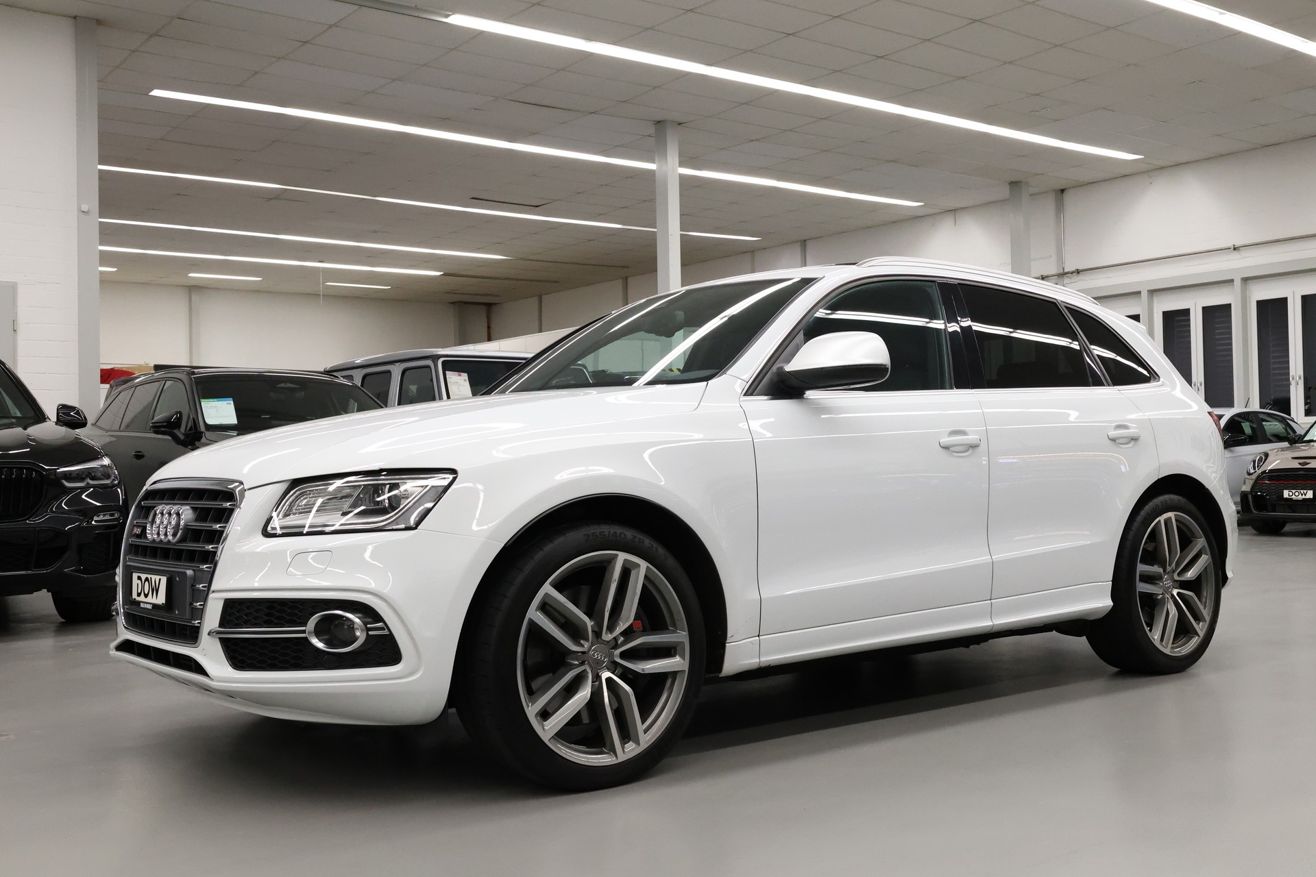 AUDI SQ5 3.0 V6 Bi-TDI quattro T-Tronic-showroom-element-3
