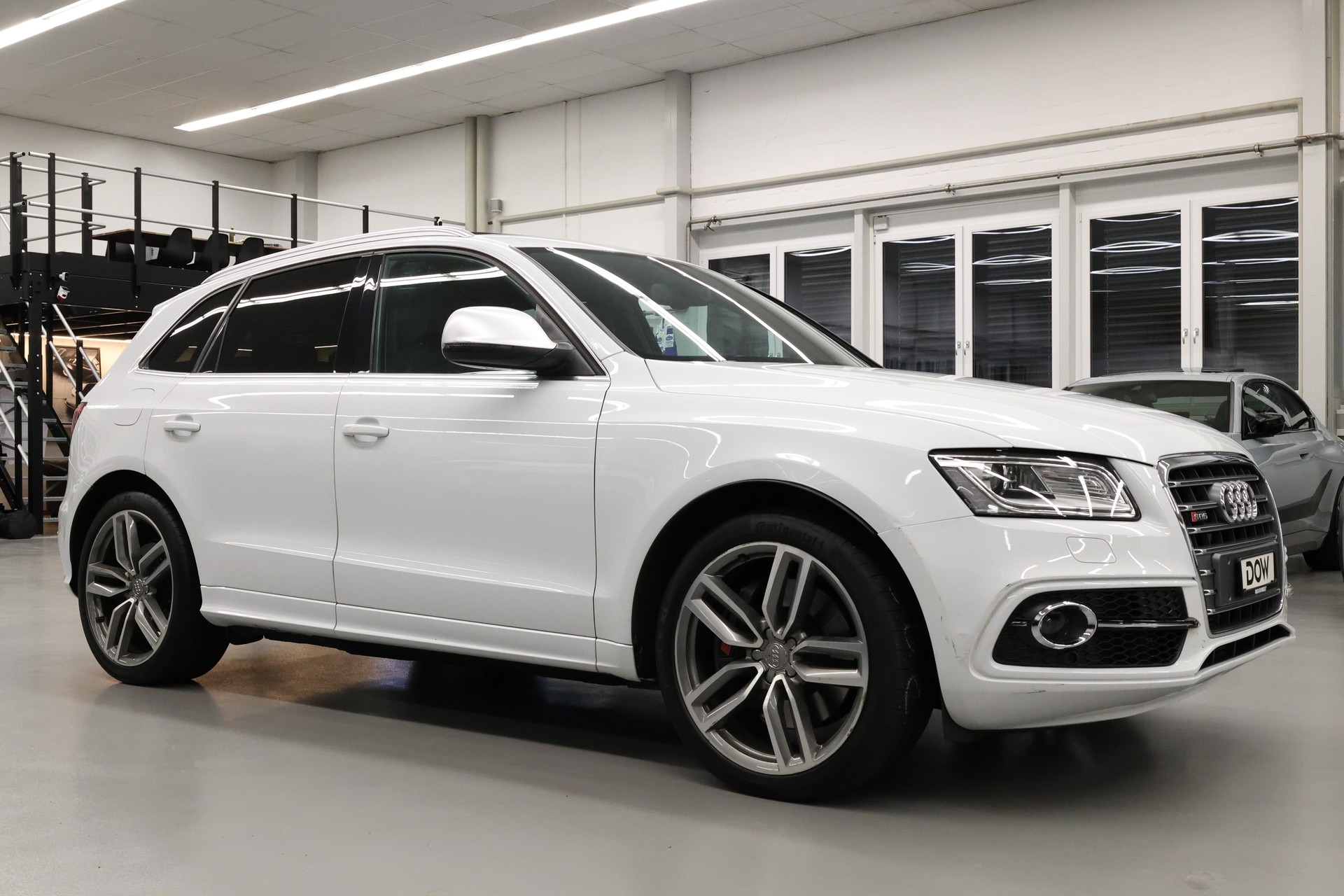 AUDI SQ5 3.0 V6 Bi-TDI quattro T-Tronic-showroom-element-1