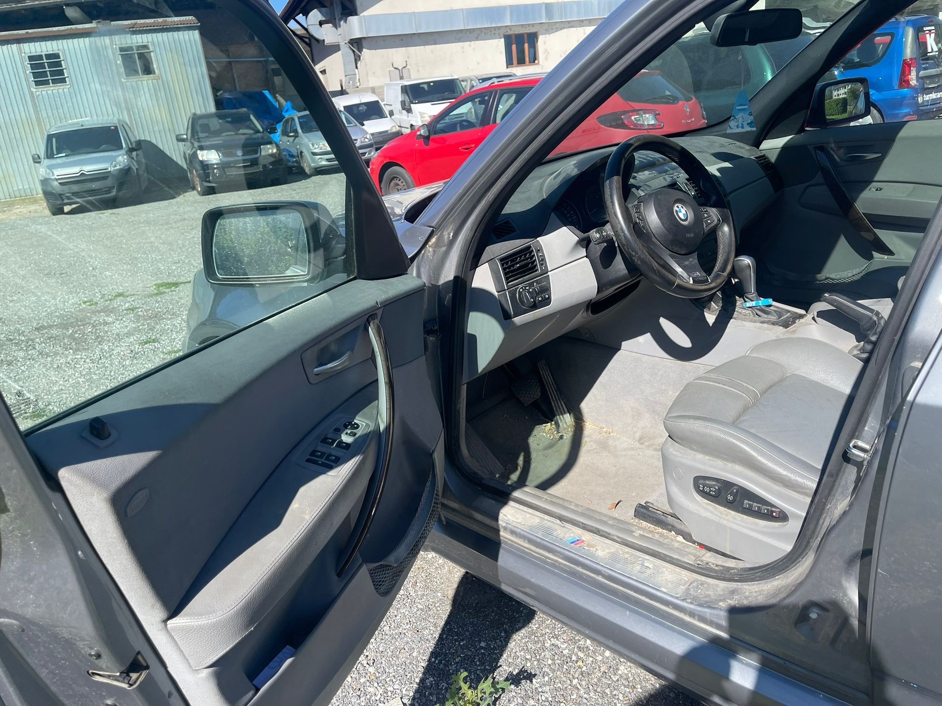 BMW X3 3.0d-image-4