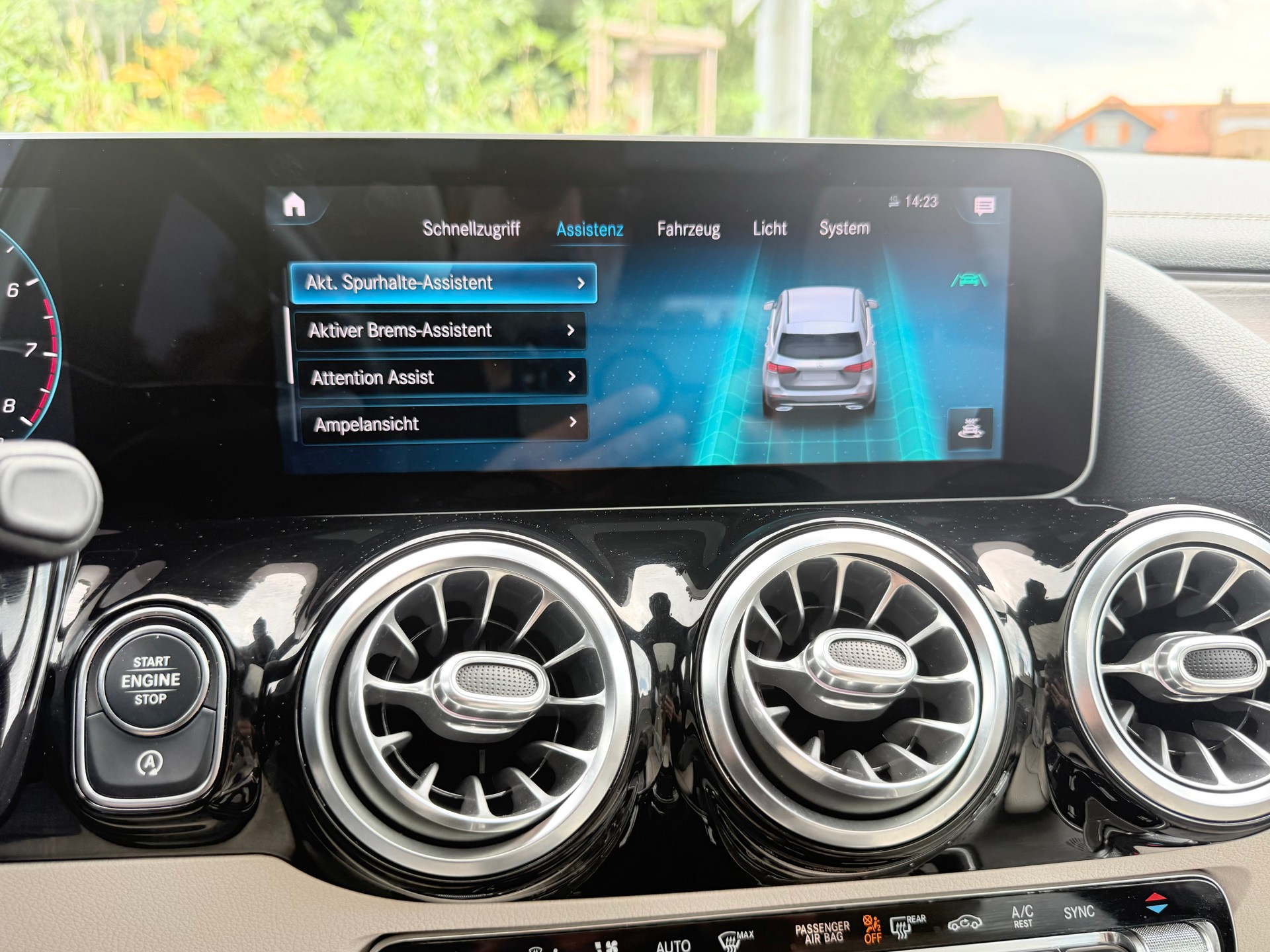 MERCEDES-BENZ B 250 4Matic Progressive-image-8