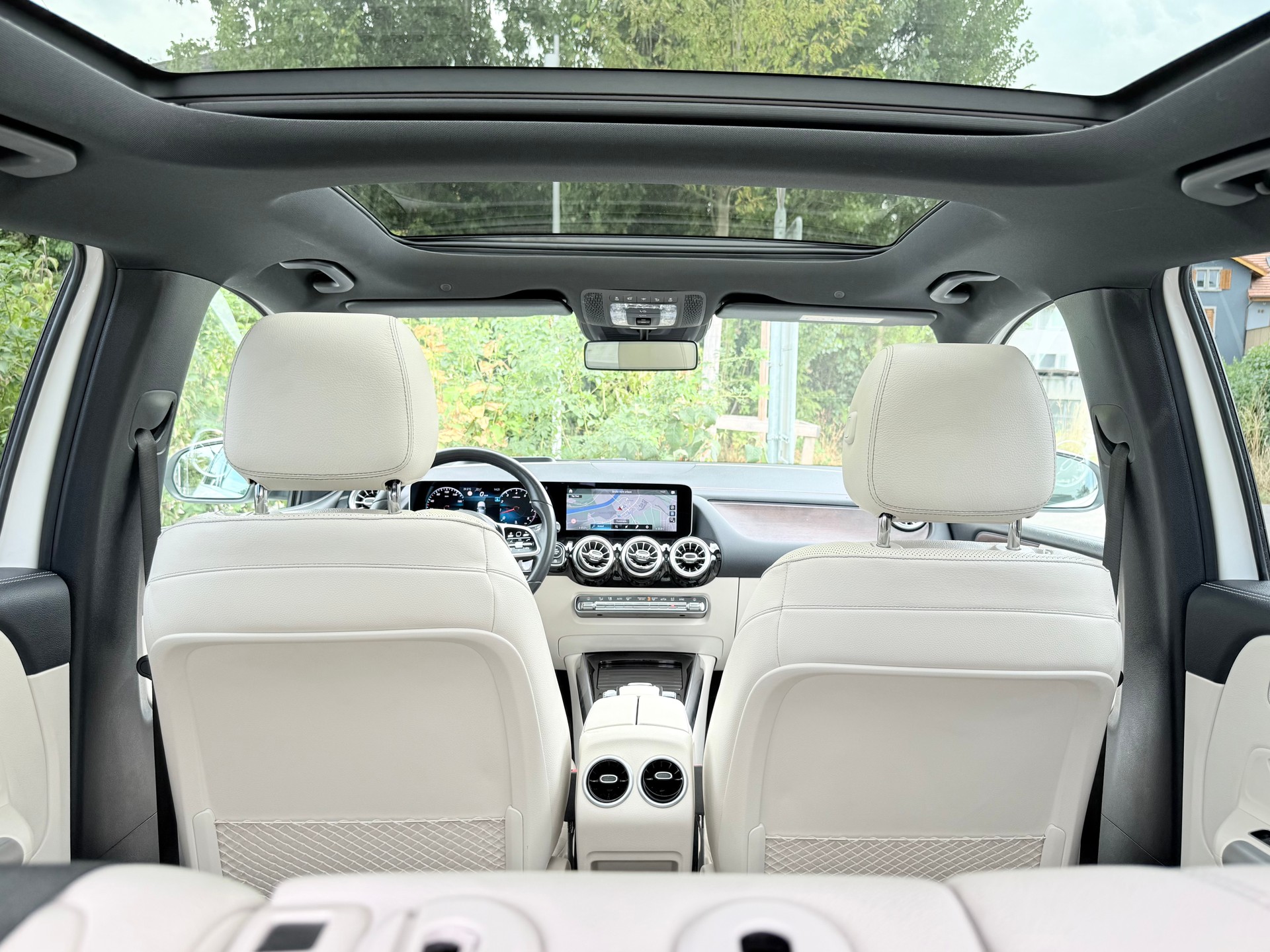 MERCEDES-BENZ B 250 4Matic Progressive-image-5