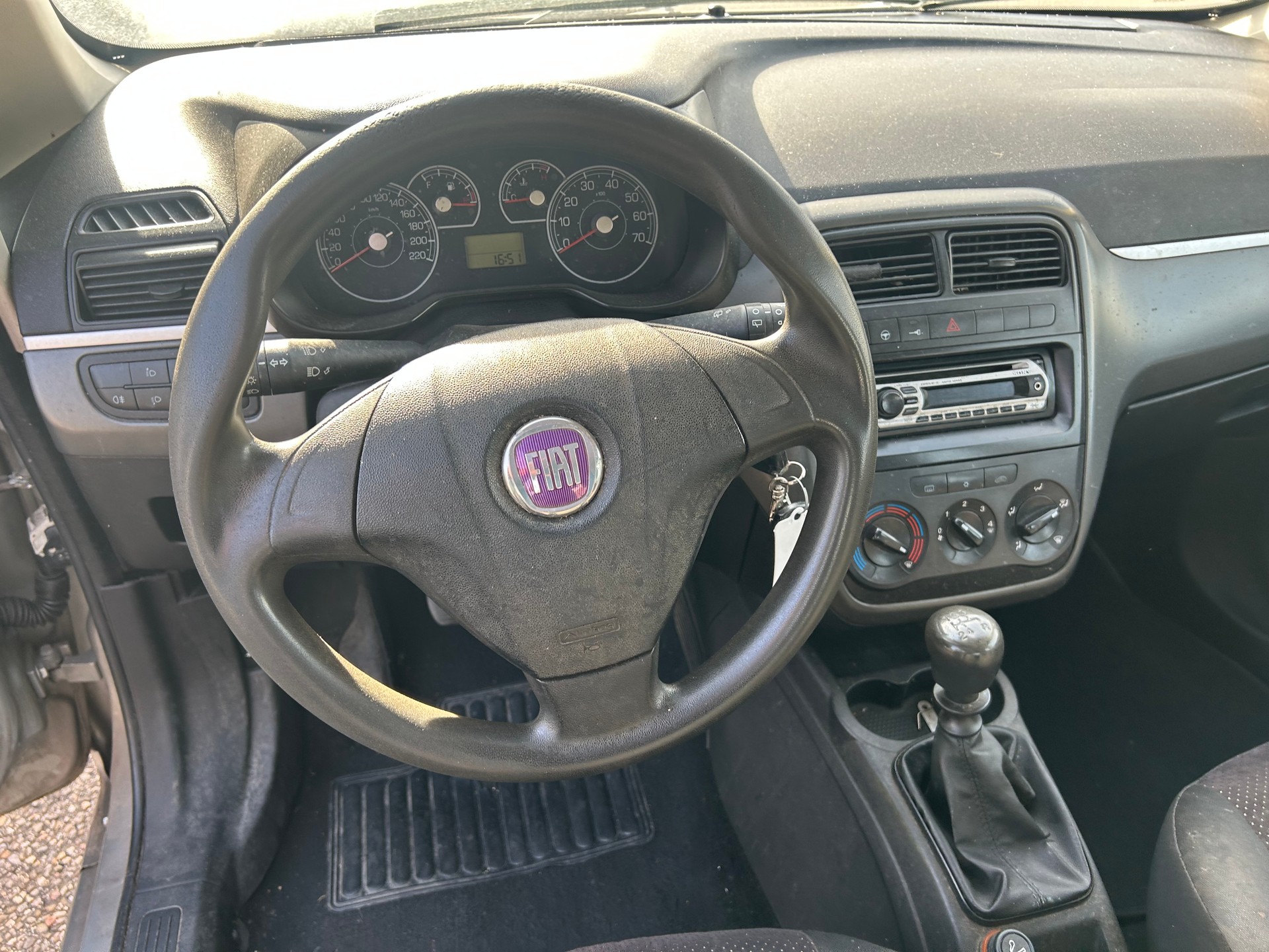 FIAT Punto 1.4 Dynamic-image-4
