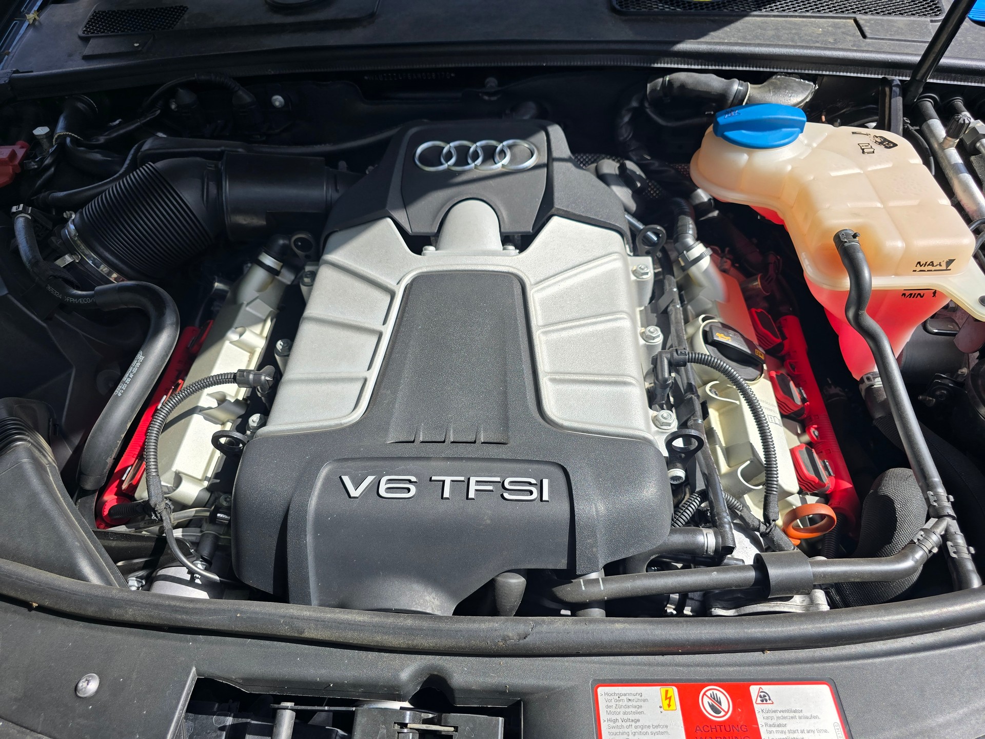 AUDI 3.0 V6 TFSI T-Tronic-image-0
