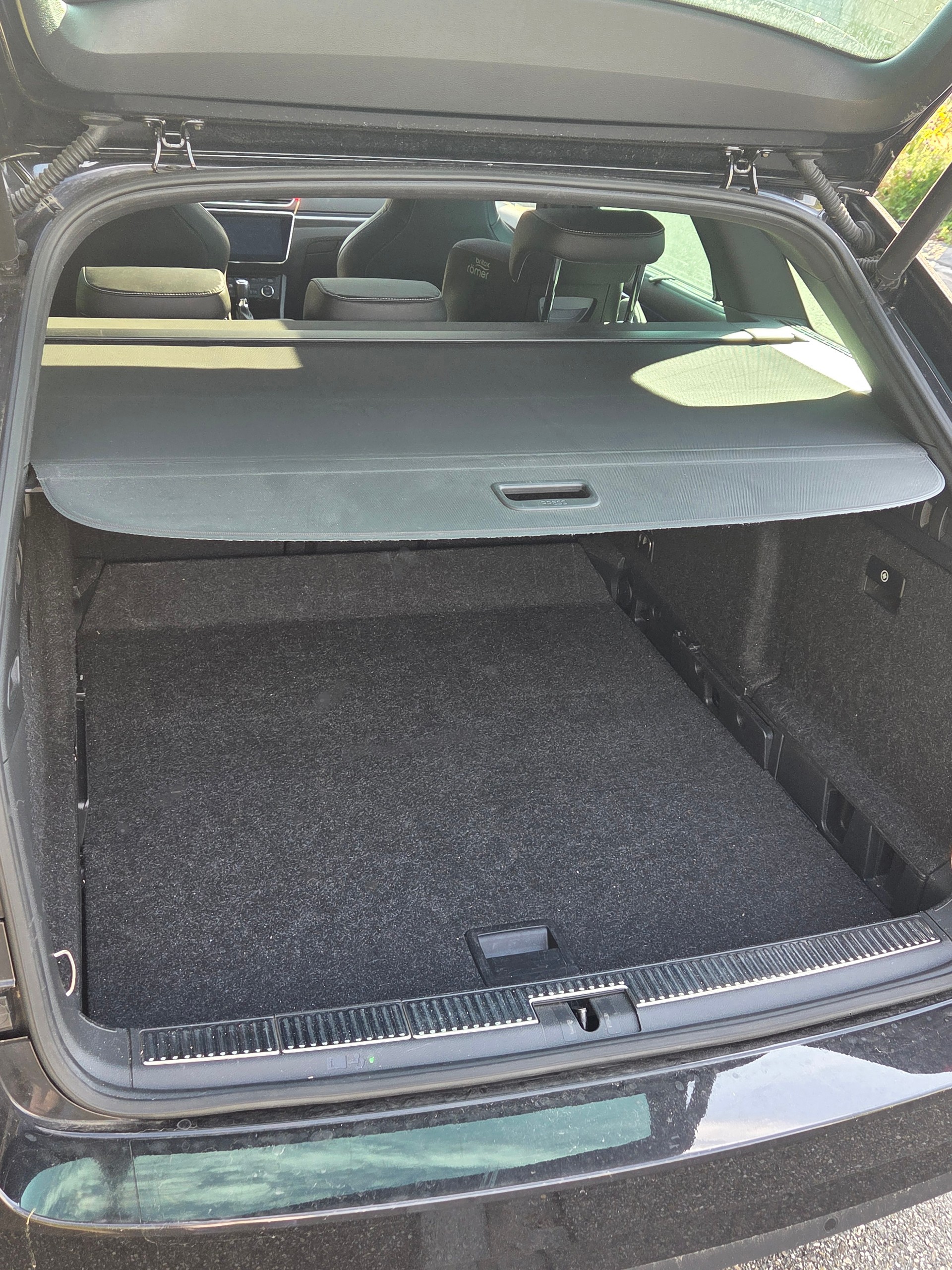 SKODA 2.0 TSI SportLine+ 4x4 DSG-image-4