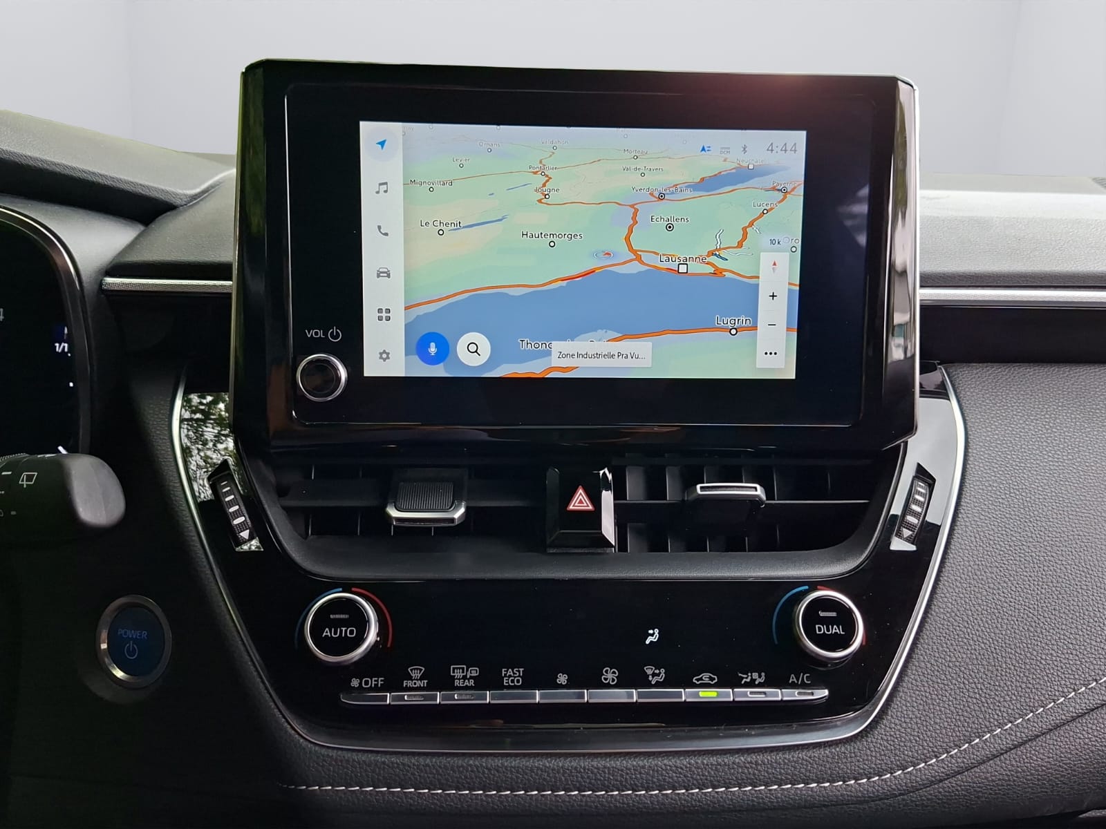 TOYOTA Corolla Touring Sports 2.0 HSD Trend e-CVT-image-15