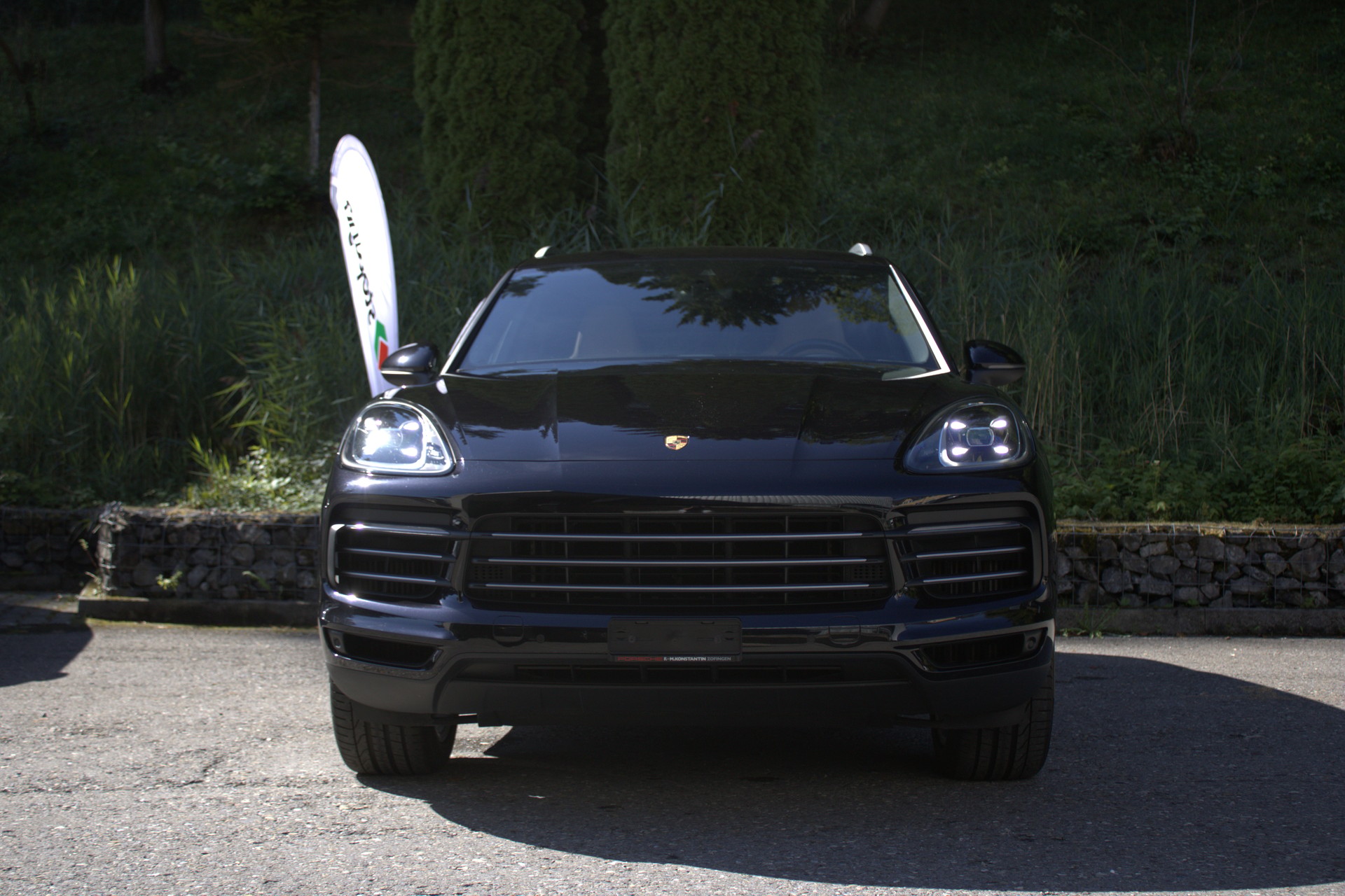 PORSCHE Cayenne 3.0 V6-image-2