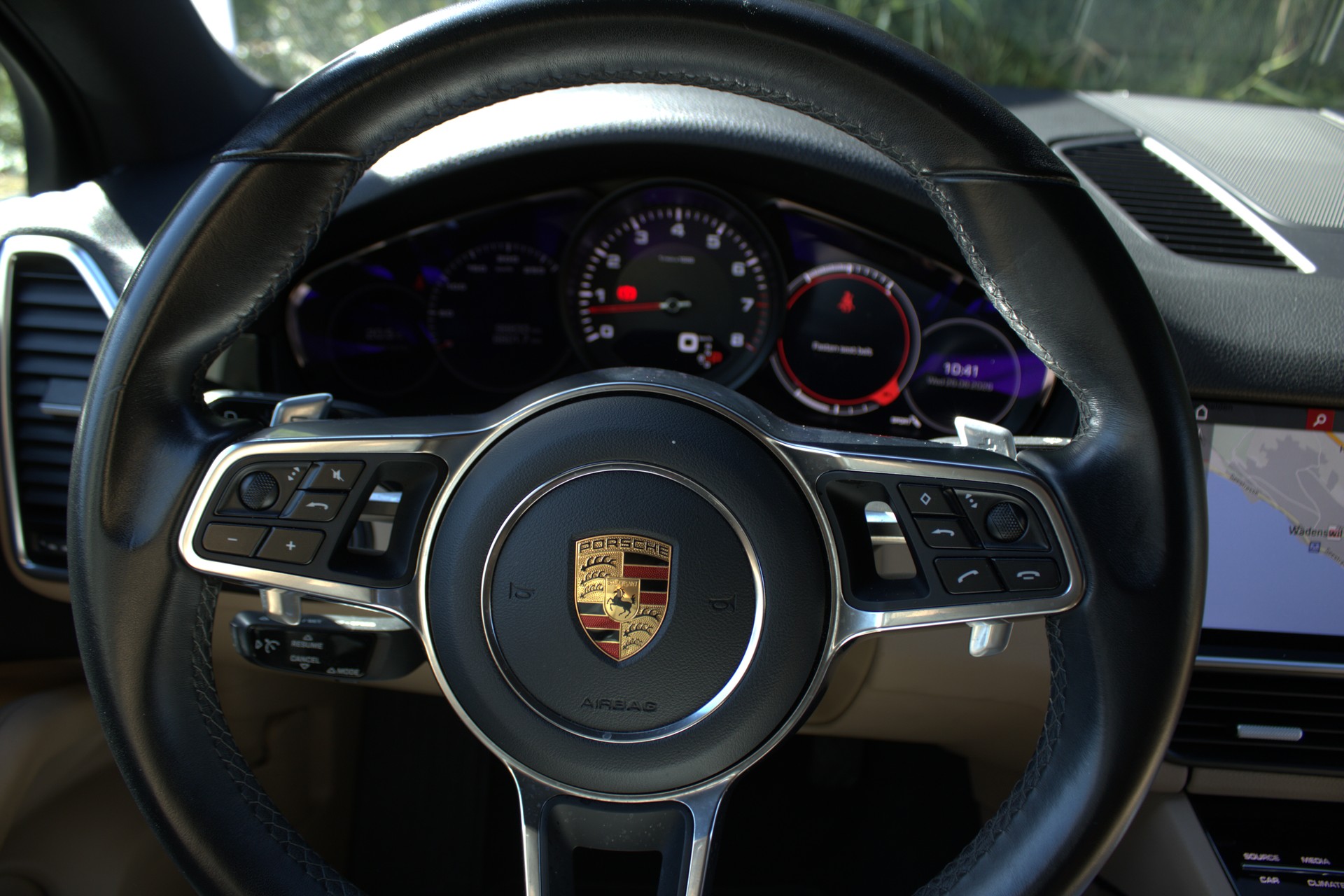 PORSCHE Cayenne 3.0 V6-image-7