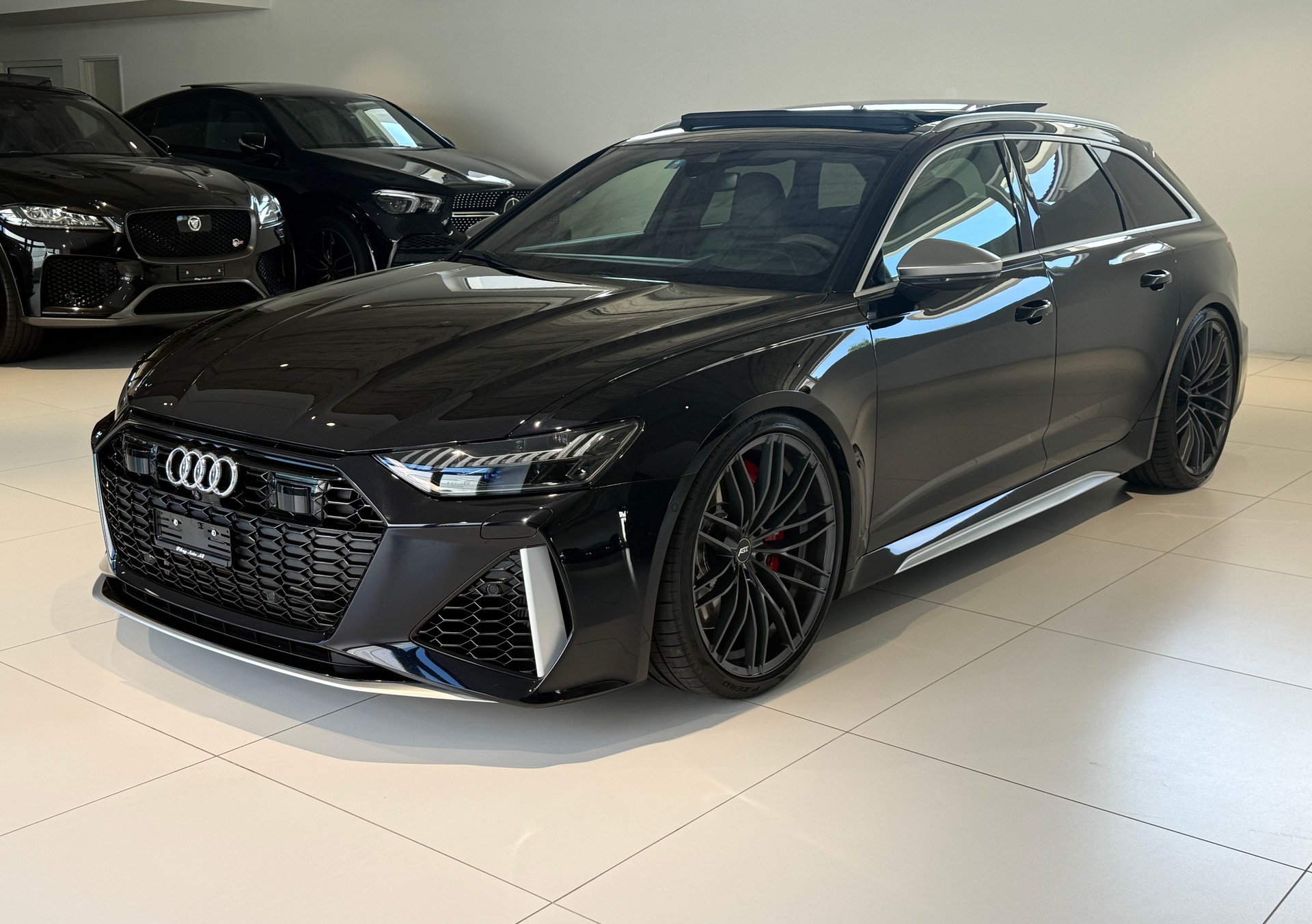 AUDI RS6 Avant 4.0 TFSI V8 quattro ***Audi Werksgarantie 2028***Frisch ab Audi Service***Exklusive Ausstattung***-image-2