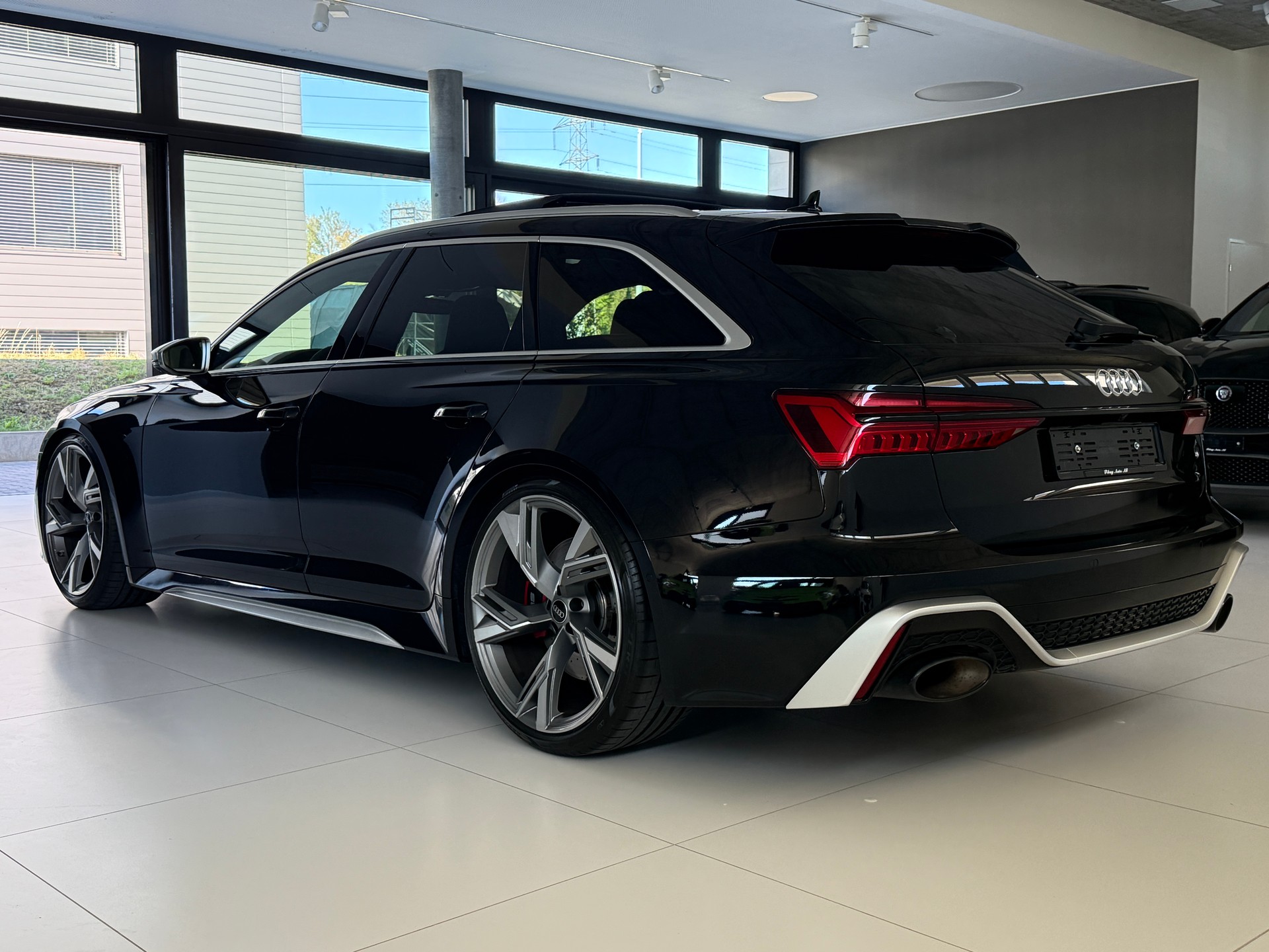 AUDI RS6 Avant 4.0 TFSI V8 quattro ***Audi Werksgarantie 2028***Frisch ab Audi Service***Exklusive Ausstattung***-image-35