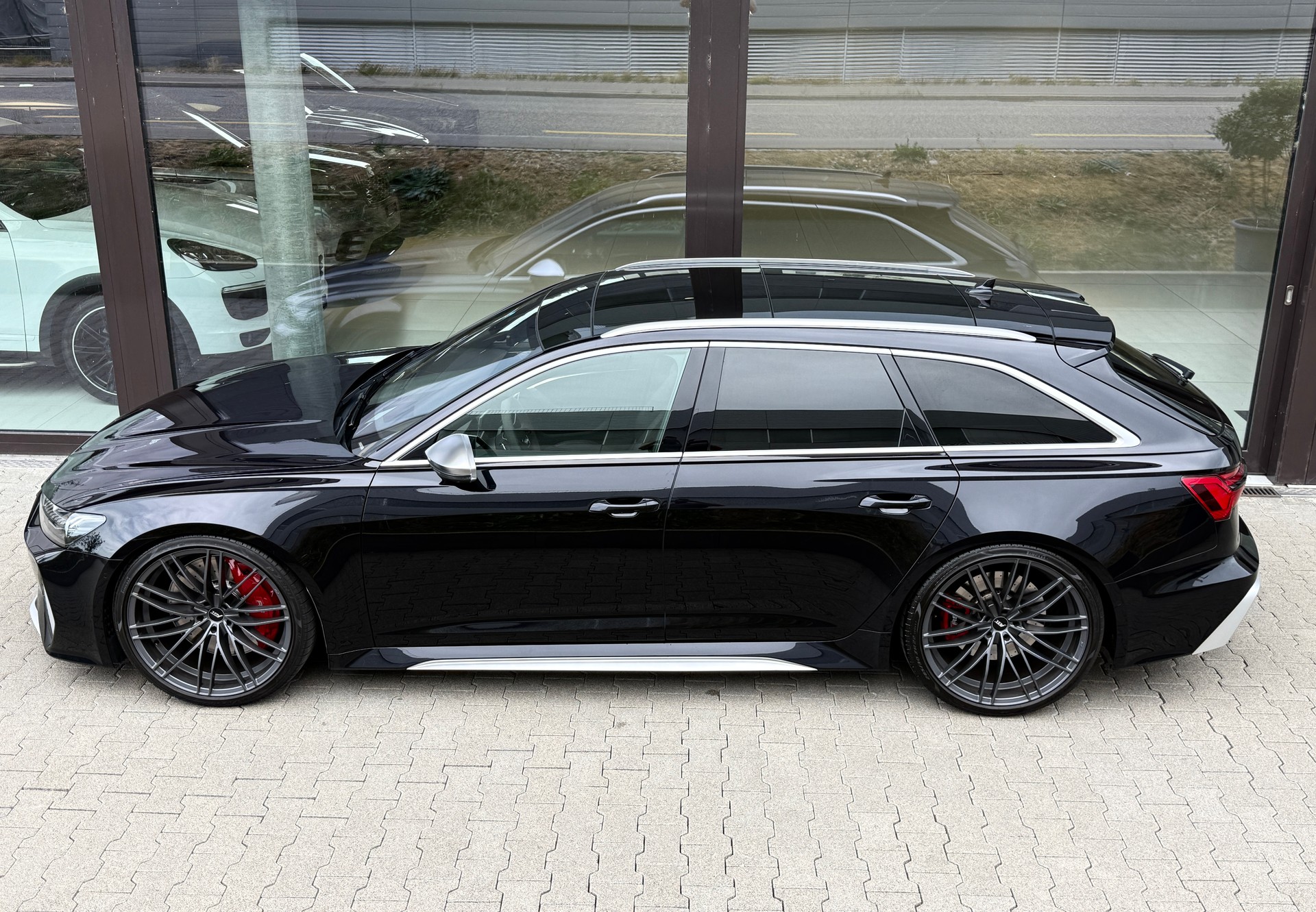 AUDI RS6 Avant 4.0 TFSI V8 quattro ***Audi Werksgarantie 2028***Frisch ab Audi Service***Exklusive Ausstattung***-image-9