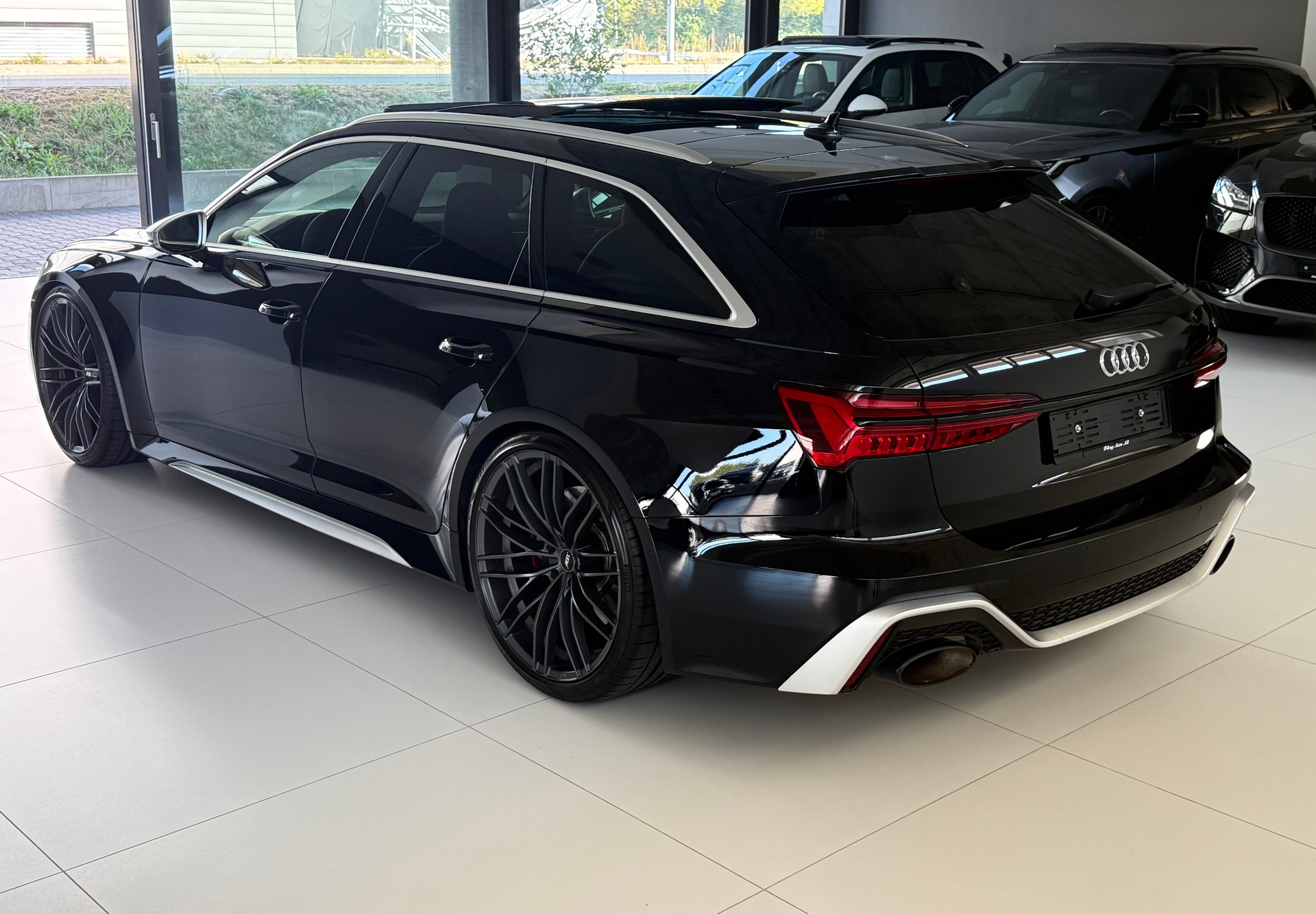 AUDI RS6 Avant 4.0 TFSI V8 quattro ***Audi Werksgarantie 2028***Frisch ab Audi Service***Exklusive Ausstattung***-image-37