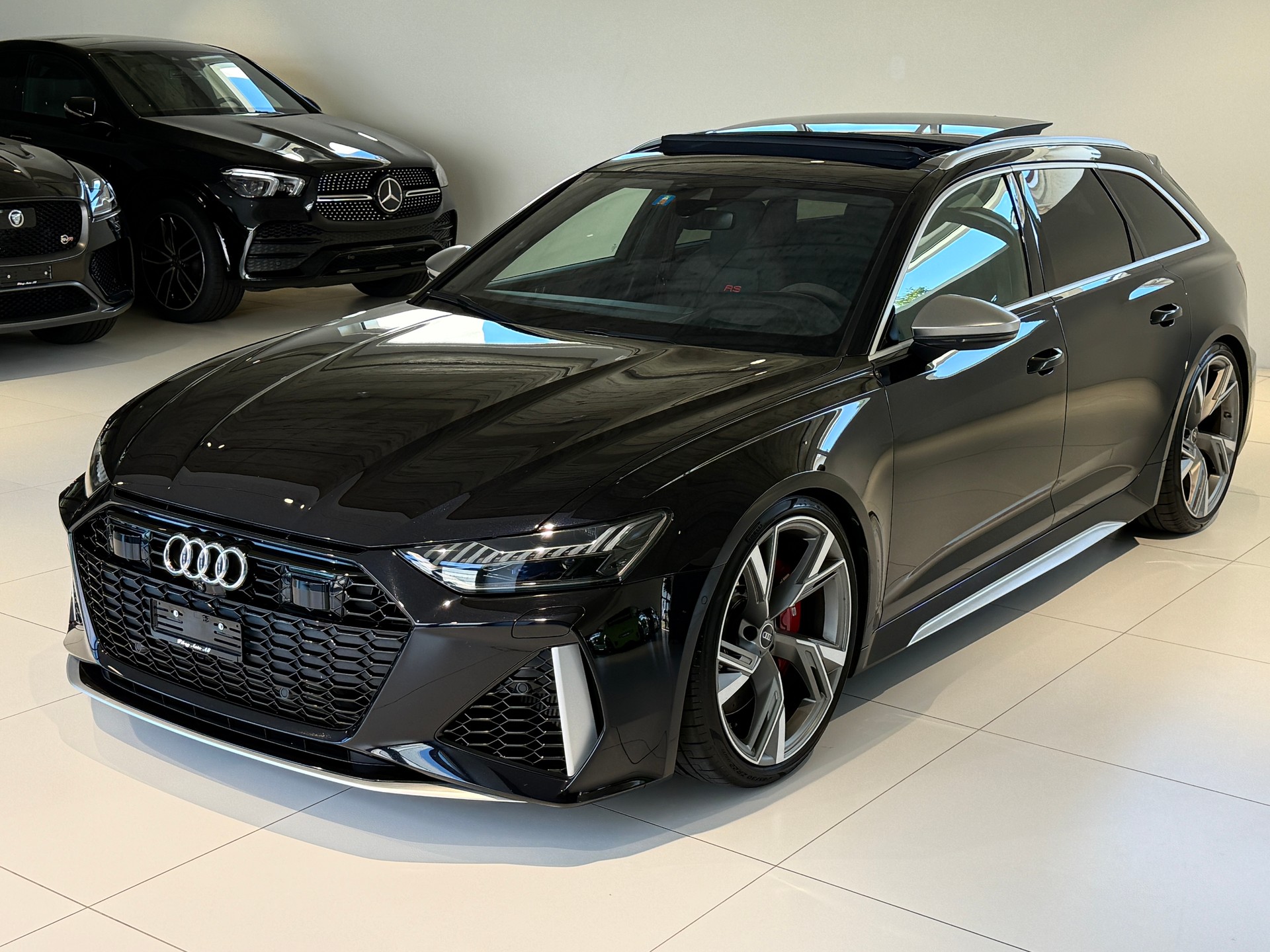 AUDI RS6 Avant 4.0 TFSI V8 quattro ***Audi Werksgarantie 2028***Frisch ab Audi Service***Exklusive Ausstattung***-image-3