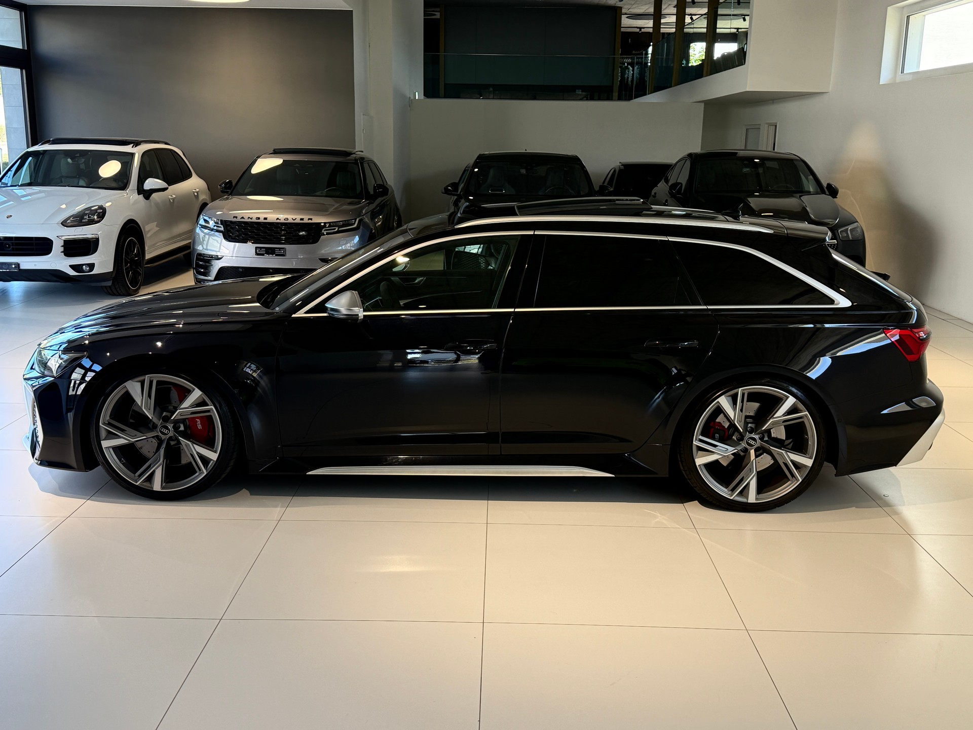 AUDI RS6 Avant 4.0 TFSI V8 quattro ***Audi Werksgarantie 2028***Frisch ab Audi Service***Exklusive Ausstattung***-image-6