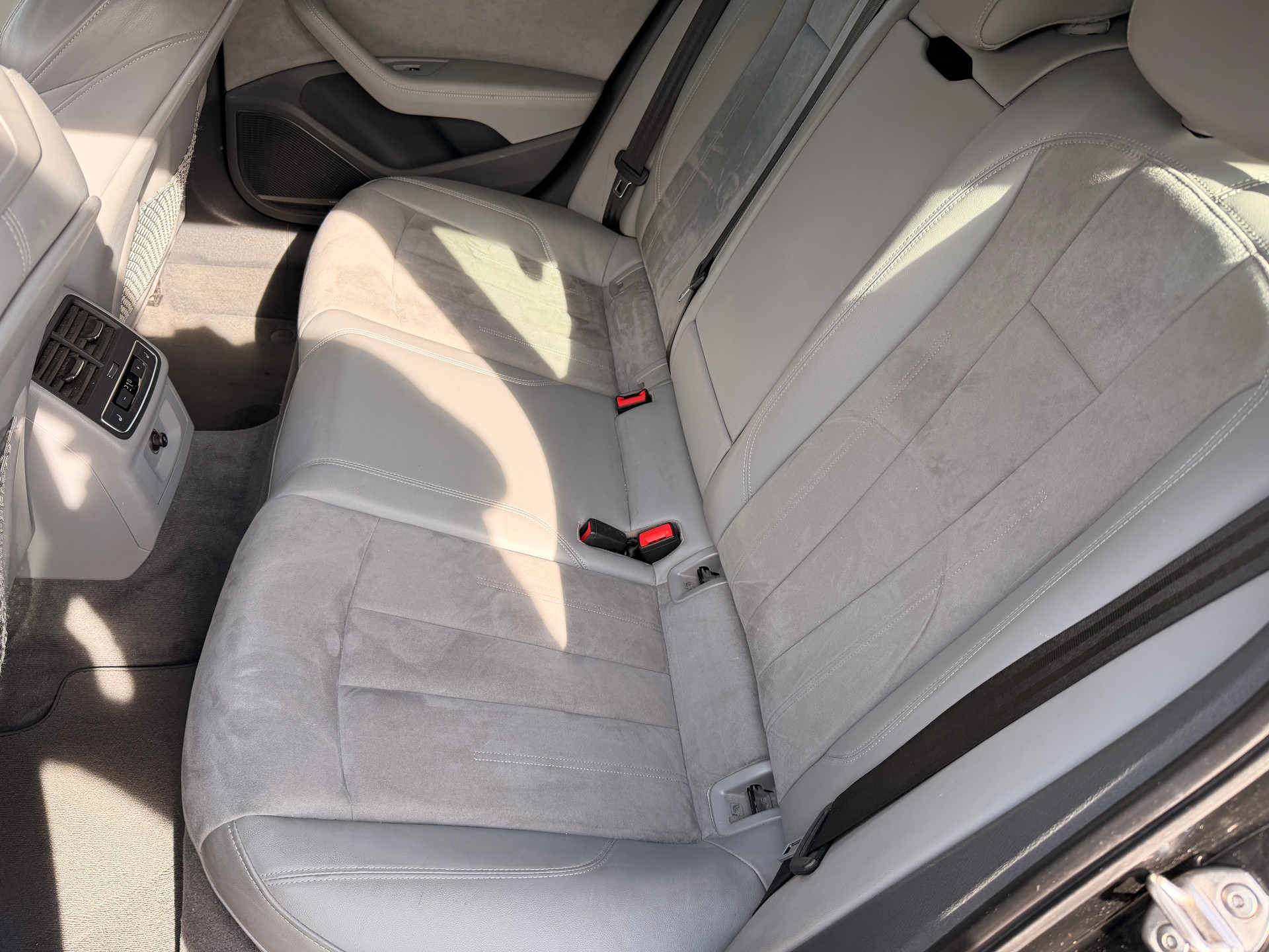 AUDI A4 allroad 45 TFSI quattro S-tronic-image-6