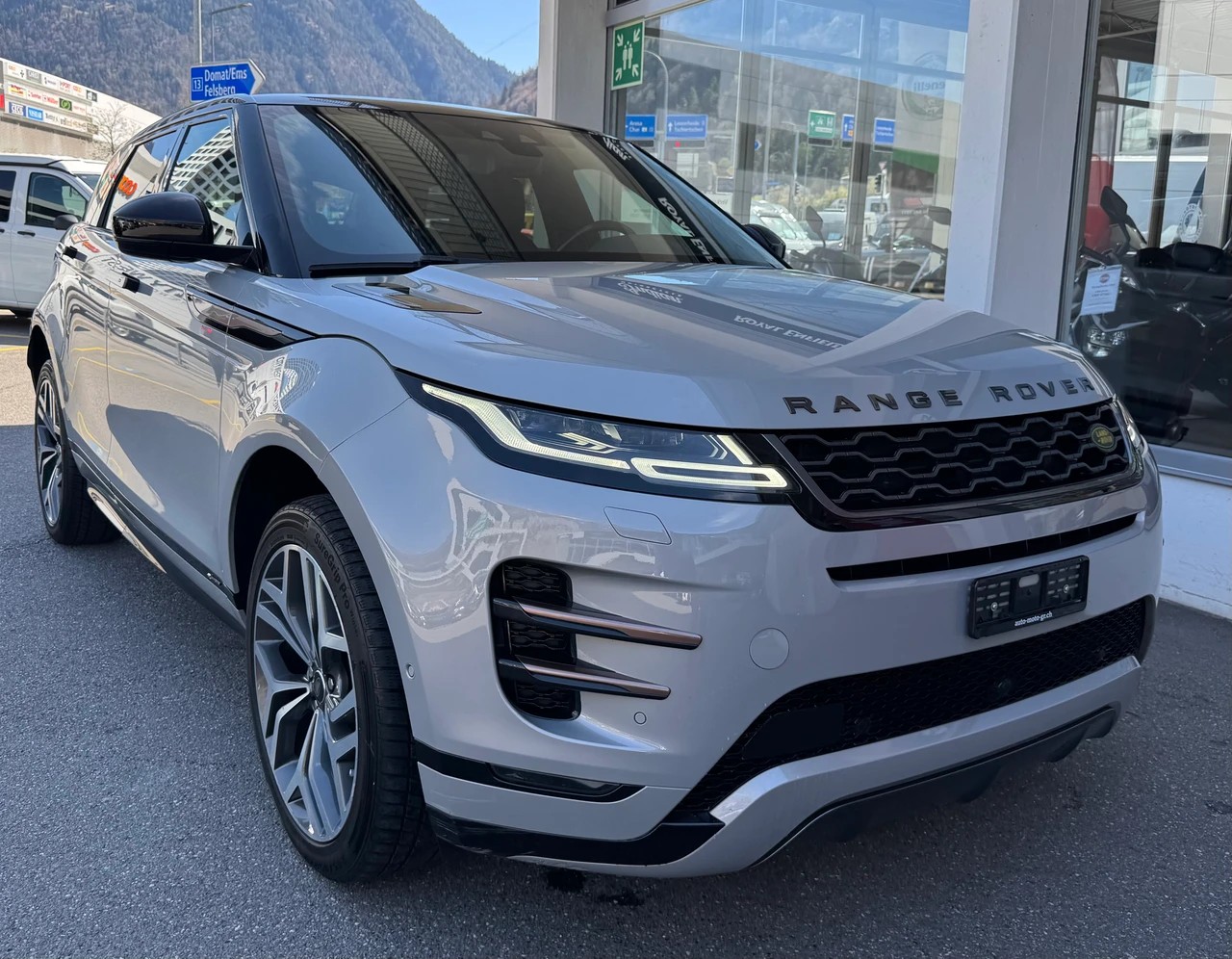 LAND ROVER Range Rover Evoque R-Dynamic First Edition P 250 HSE AT9