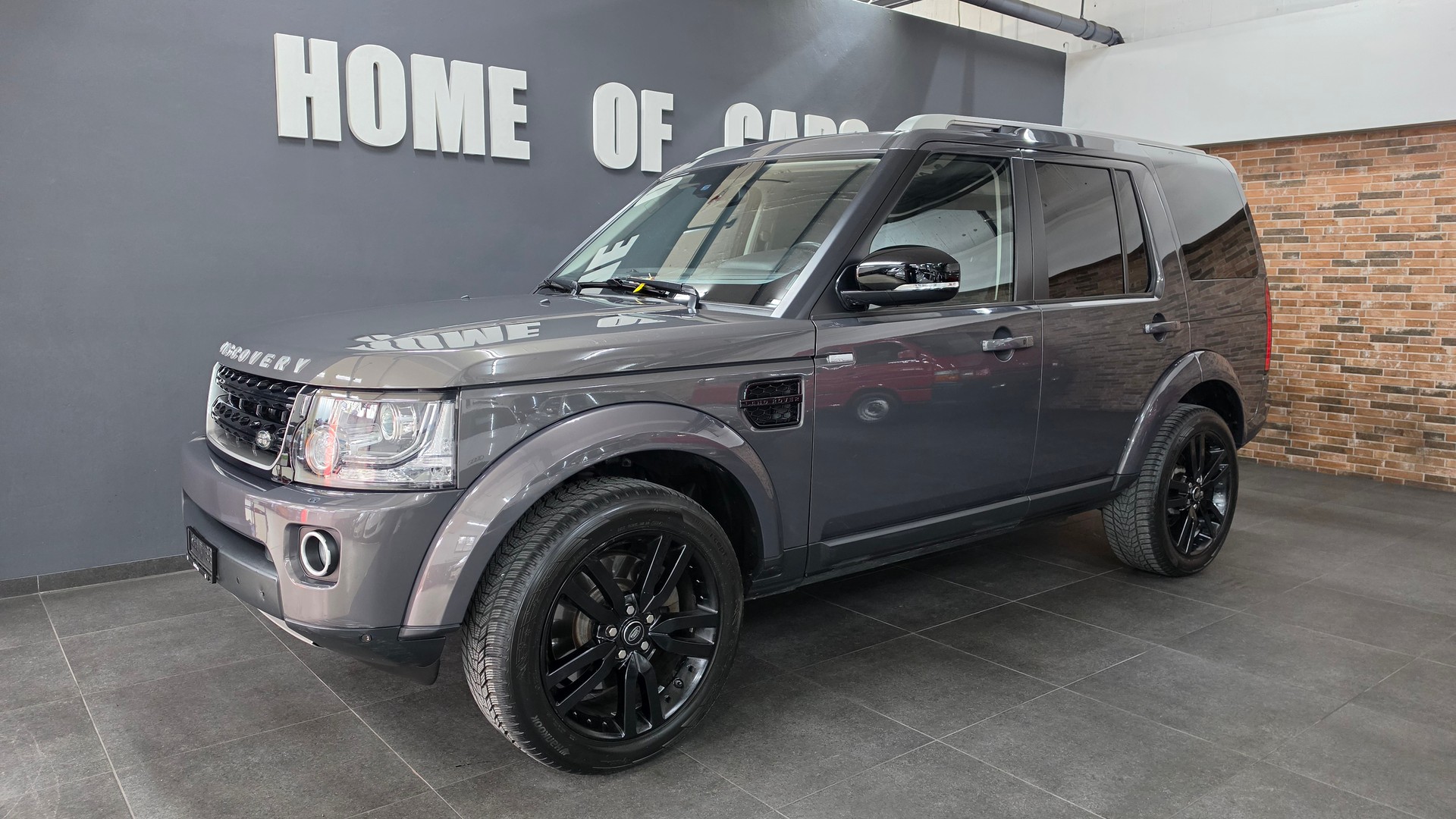 LAND ROVER Discovery 3.0 SDV6 Landmark Automatic-showroom-element-2