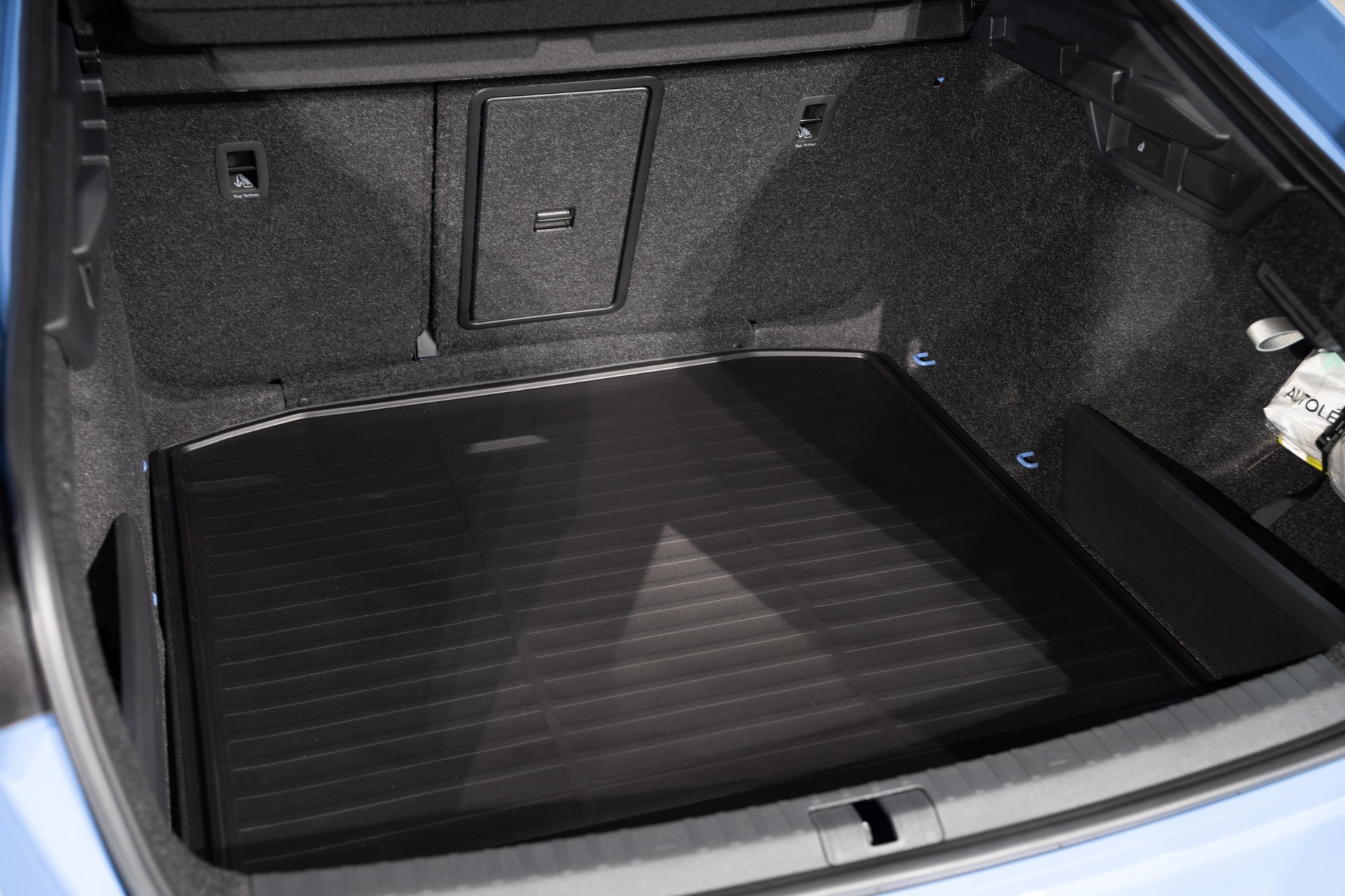 SKODA Octavia Limousine 1.5 TSI mHEV DSG Sport Line-image-24