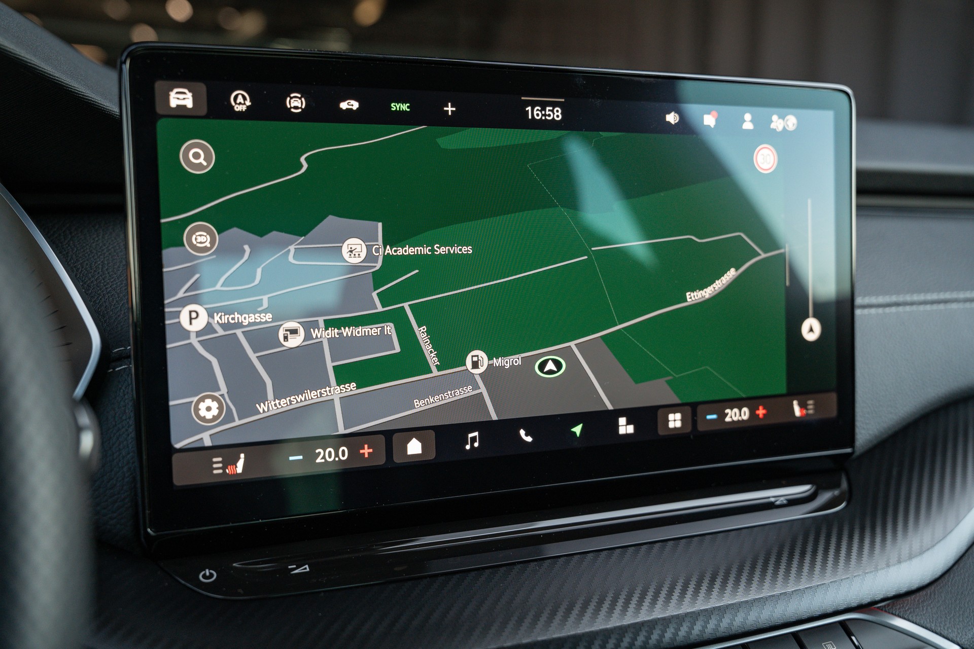 SKODA Octavia Limousine 1.5 TSI mHEV DSG Sport Line-image-18