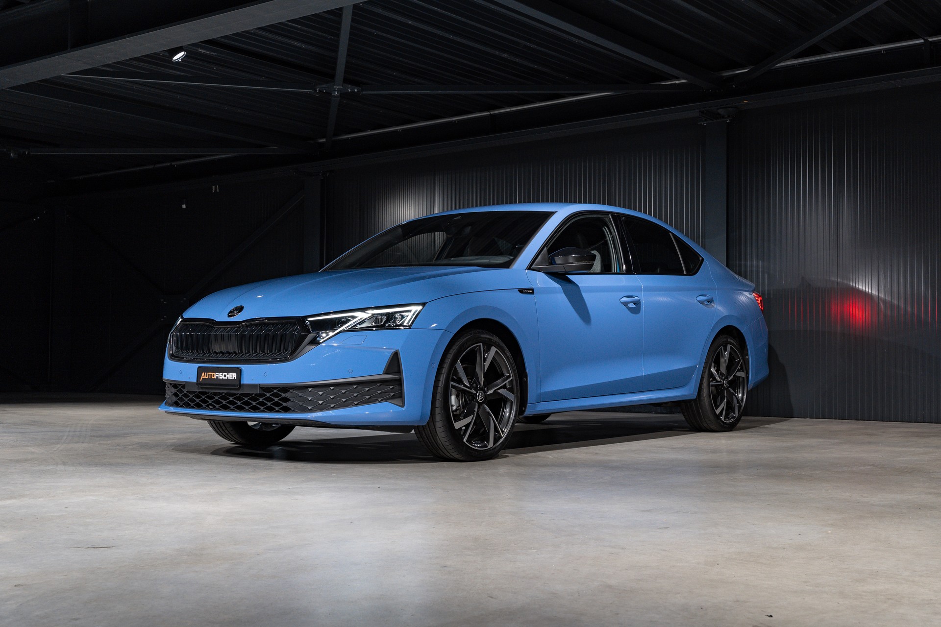 SKODA Octavia Limousine 1.5 TSI mHEV DSG Sport Line-image-4