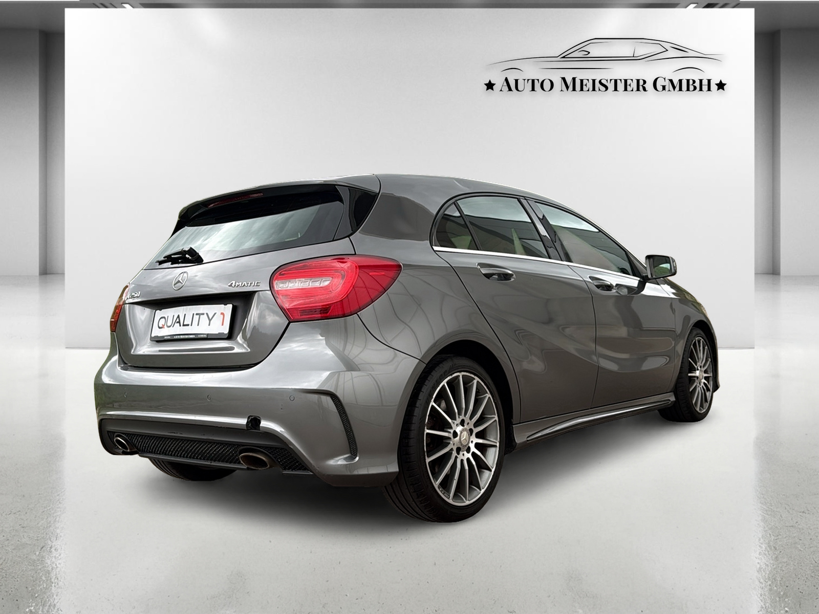 MERCEDES-BENZ A 250 AMG Line 4Matic 7G-DCT-image-3