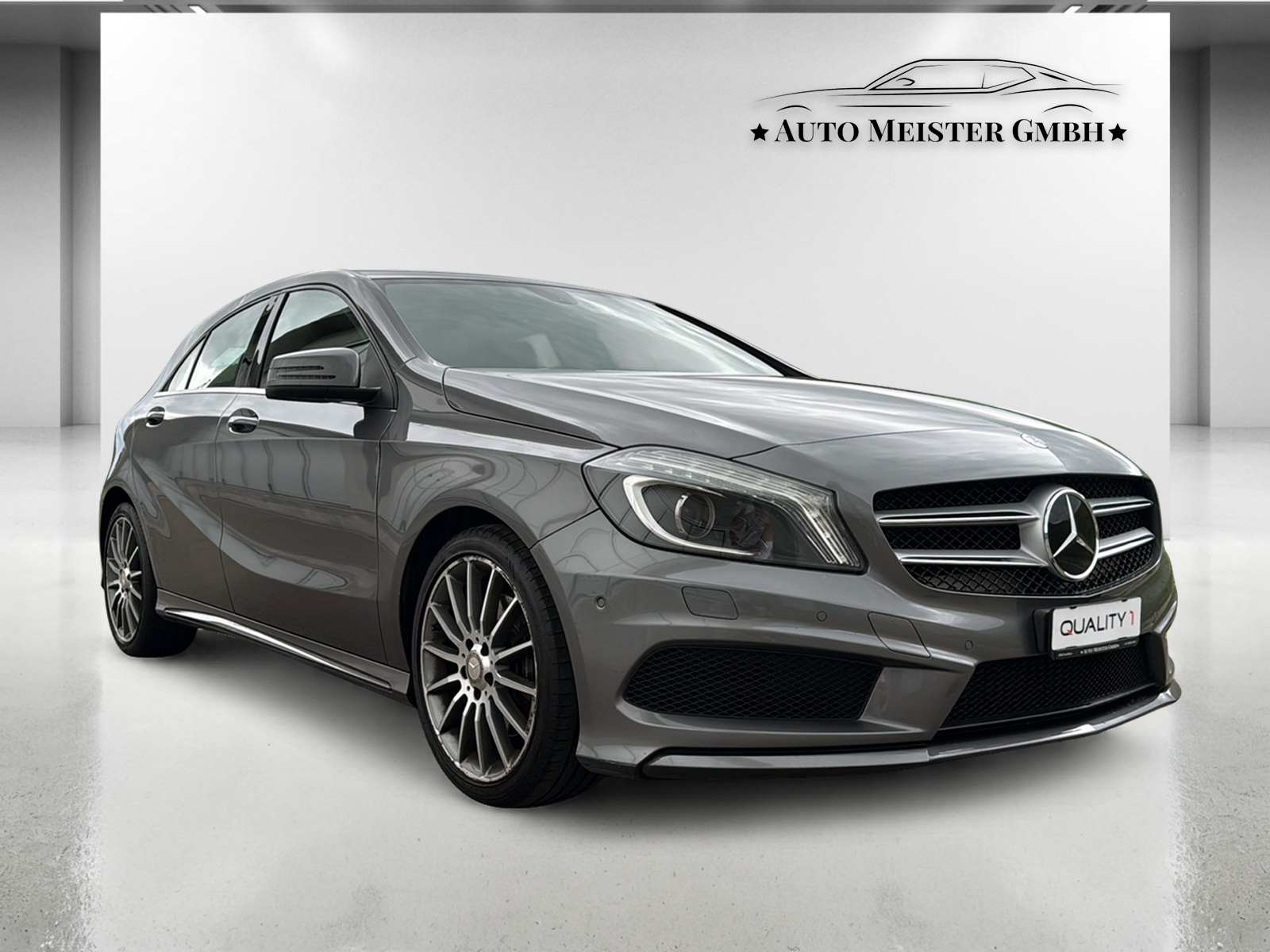 MERCEDES-BENZ A 250 AMG Line 4Matic 7G-DCT-image-4