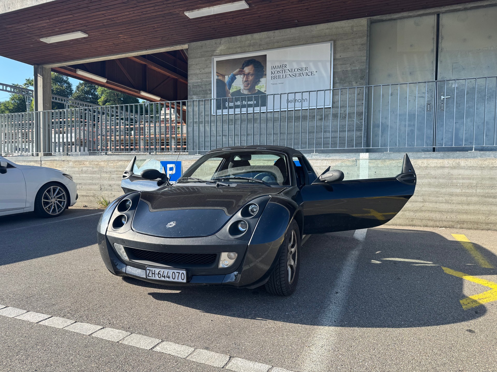 SMART Cabrio-image-1
