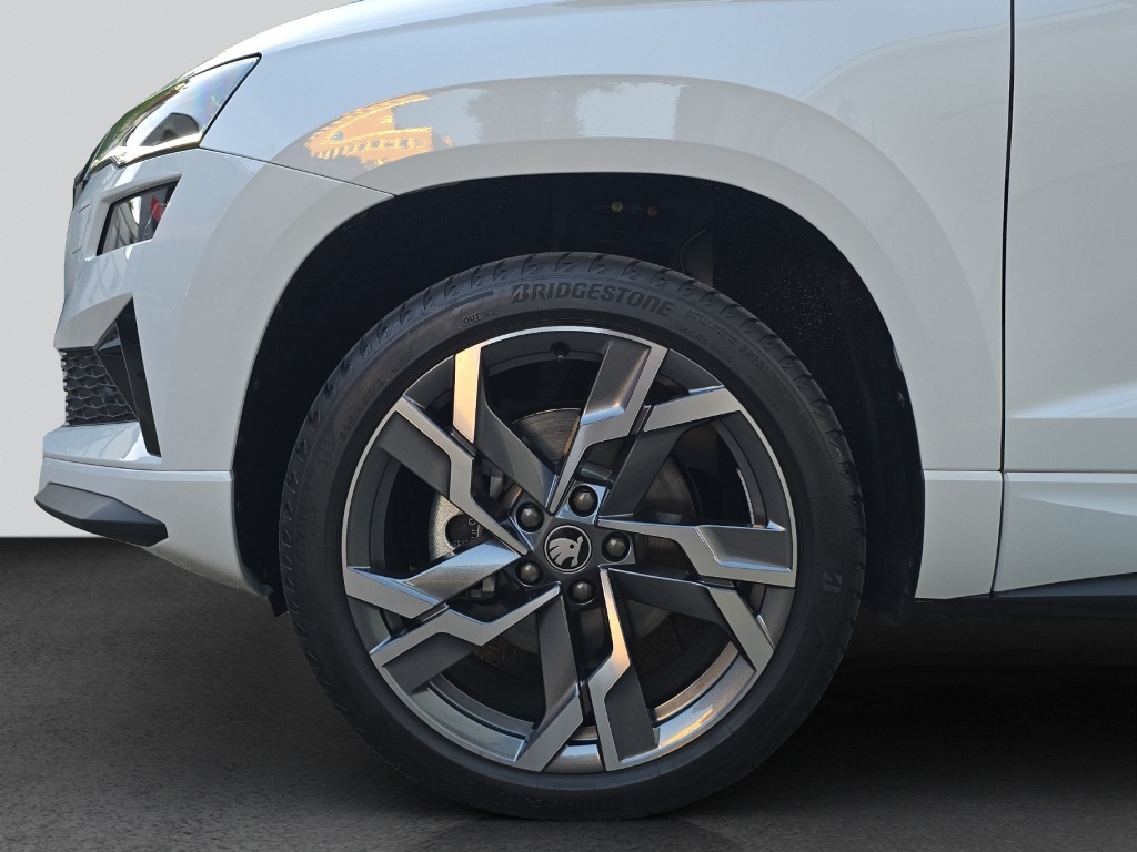 SKODA Karoq 2.0 TSI SportLine 4x4 DSG-image-16
