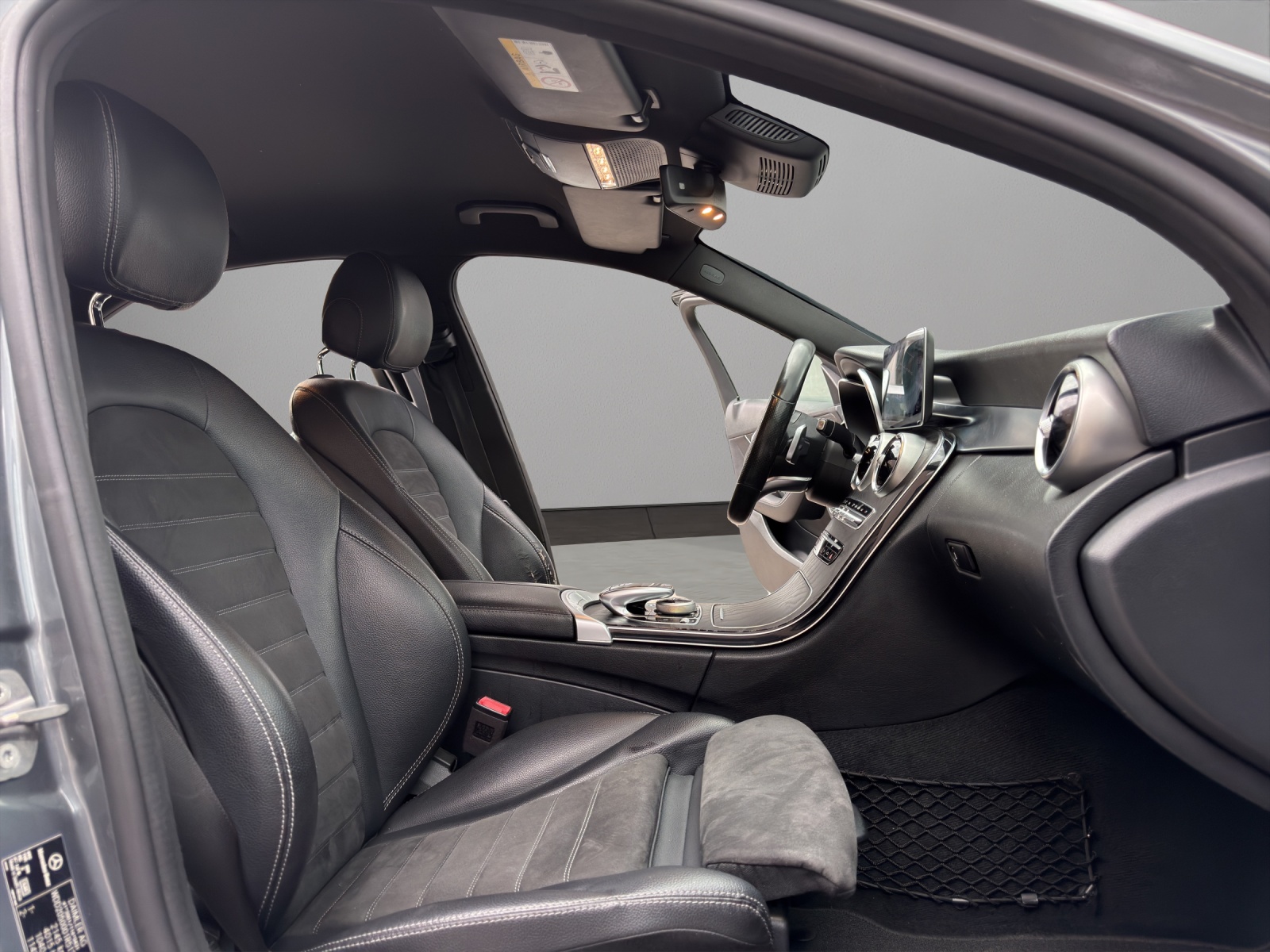 MERCEDES-BENZ C 180 BlueTEC AMG Line 9G-Tronic-image-16